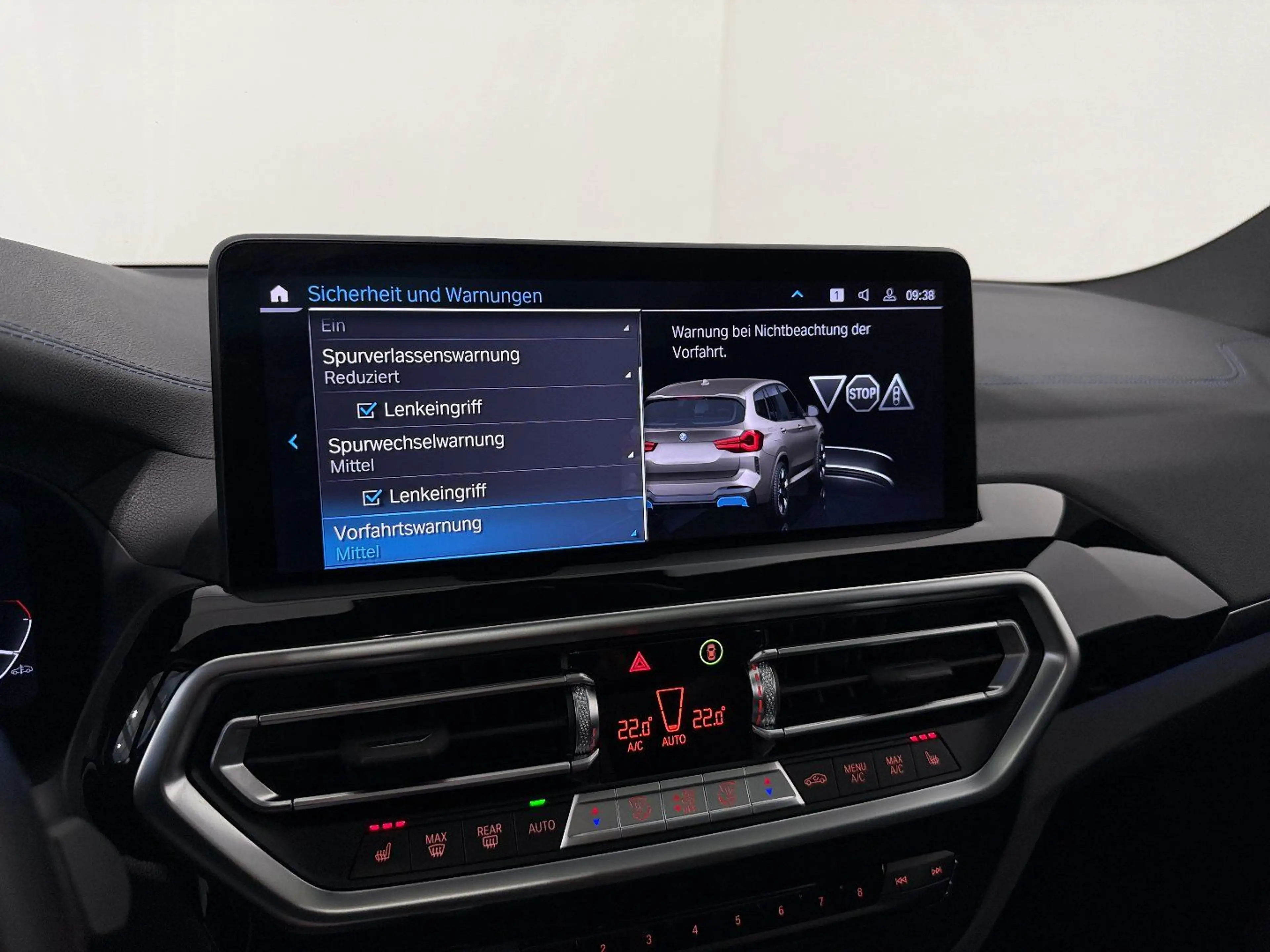 BMW iX3 LCI M-Sport Impressive/HEAD-UP/Panorama/AHK/360*G — photo 19