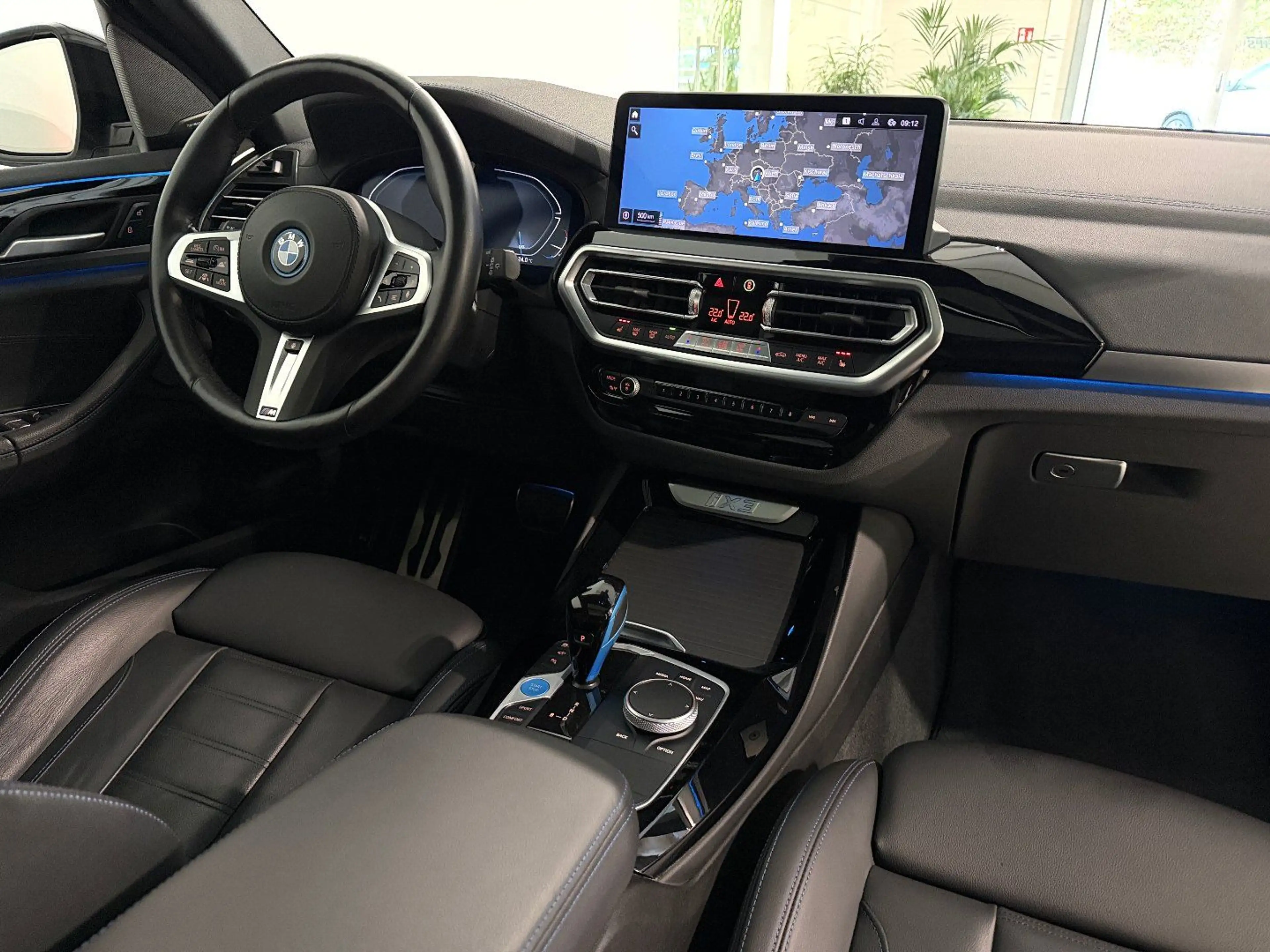 BMW iX3 LCI M-Sport Impressive/HEAD-UP/Panorama/AHK/360*G — photo 22