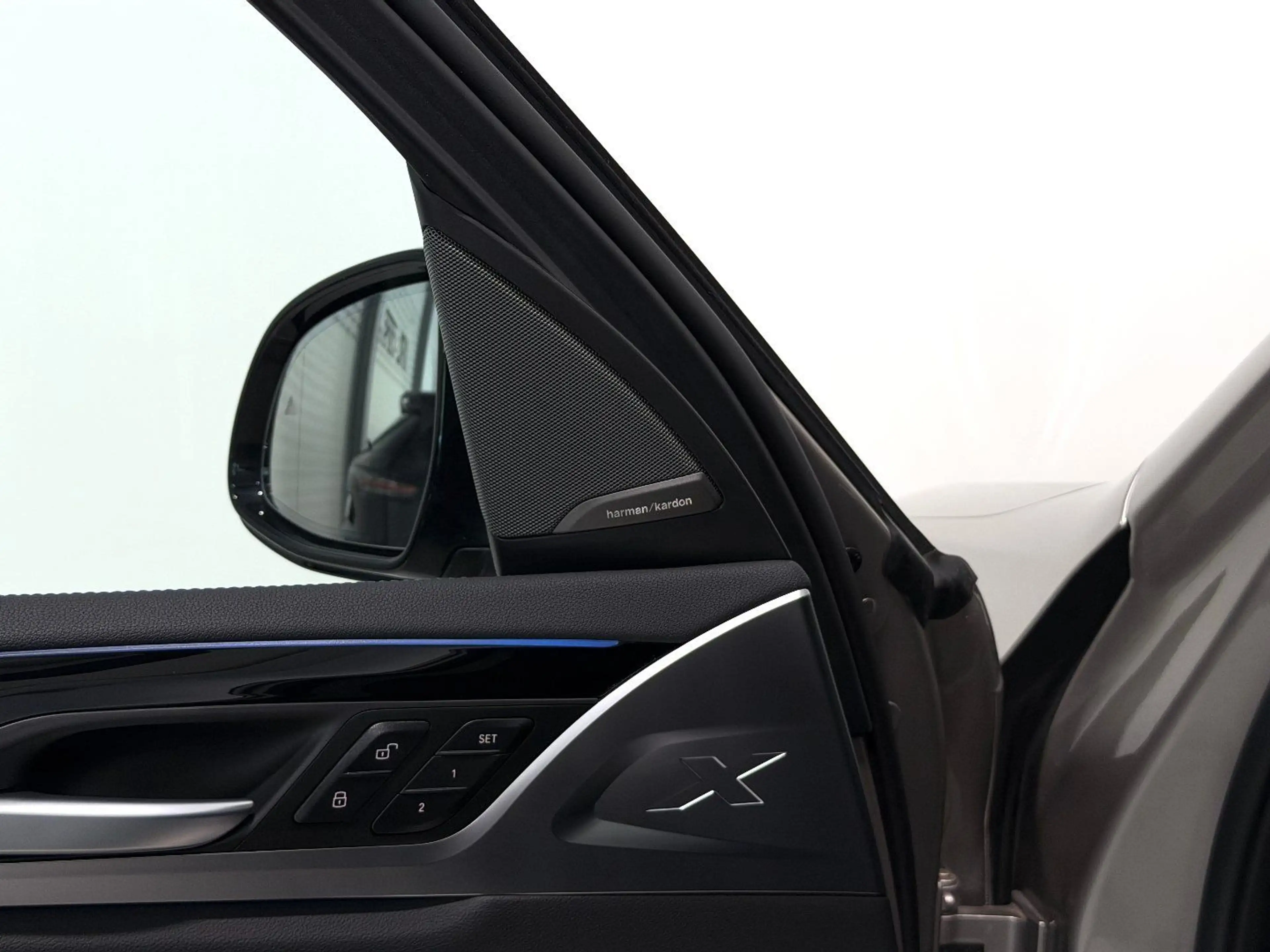 BMW iX3 LCI M-Sport Impressive/HEAD-UP/Panorama/AHK/360*G — photo 21