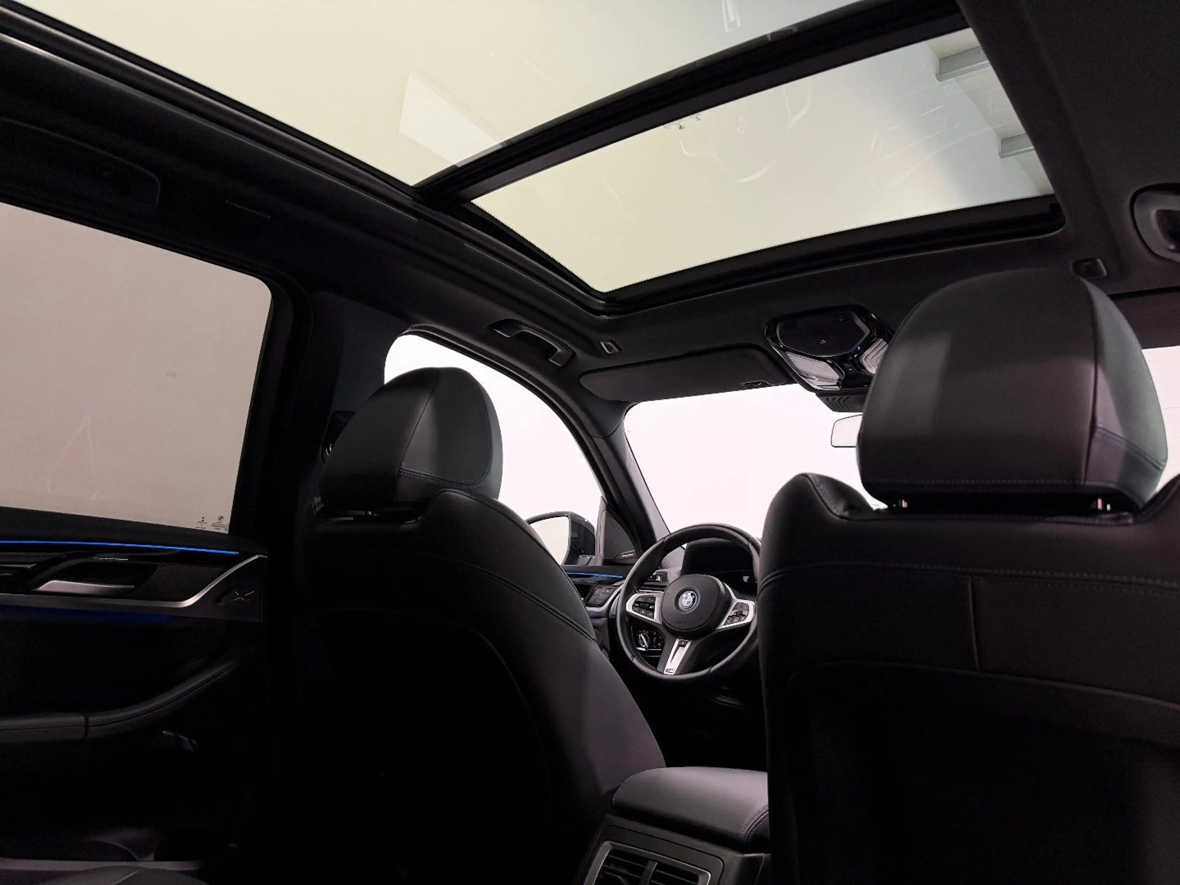 BMW iX3 LCI M-Sport Impressive/HEAD-UP/Panorama/AHK/360*G — photo 23