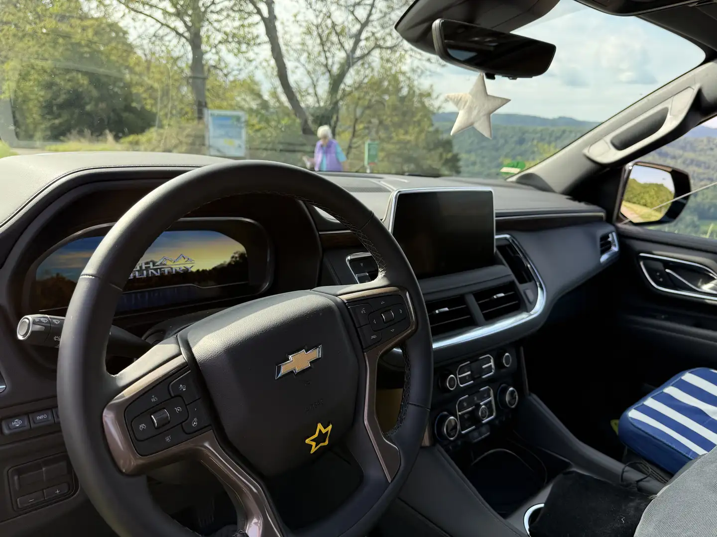 Chevrolet Suburban 4WD High Country , KW/PS 313/426 Nero - 1