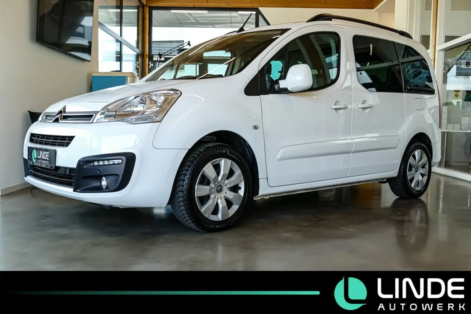 Citroen Berlingo Shine |PDC|KLIMA|TEMPOMAT|DAB Белый - 1