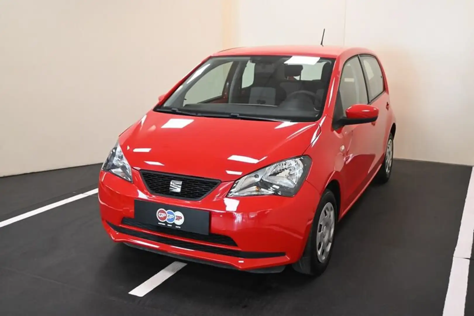 SEAT Mii 1.0 68 CV 5 porte Reference Ecofuel Rouge - 2