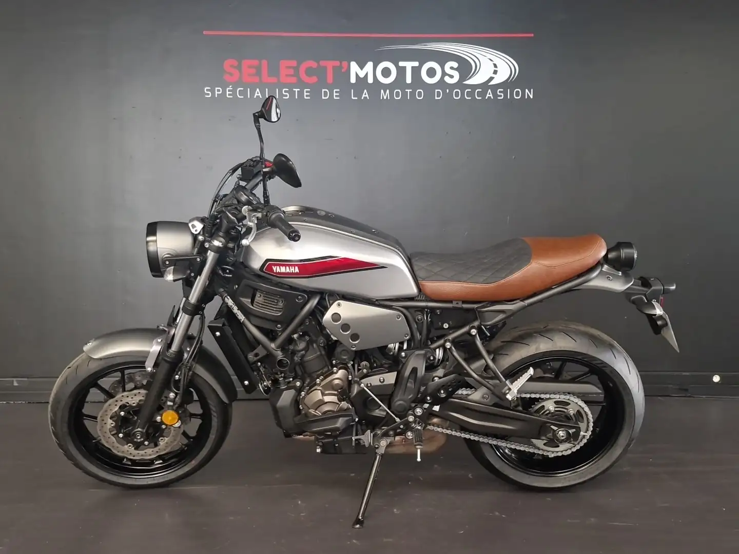Yamaha XSR 700 Gris - 2