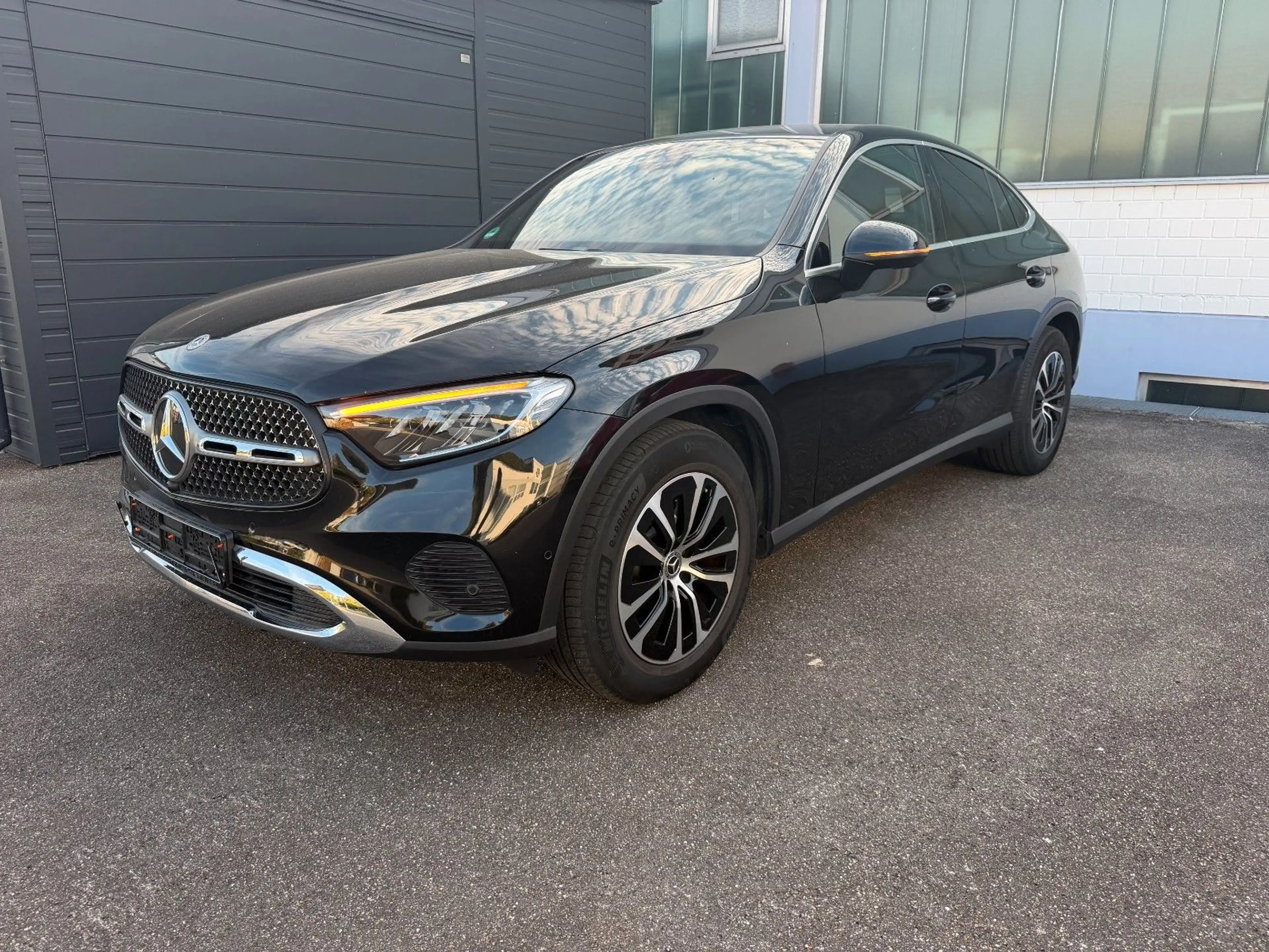 Mercedes-Benz GLC 220 Coupe GLC 220 d 4Matic Modell 2024 — photo 3