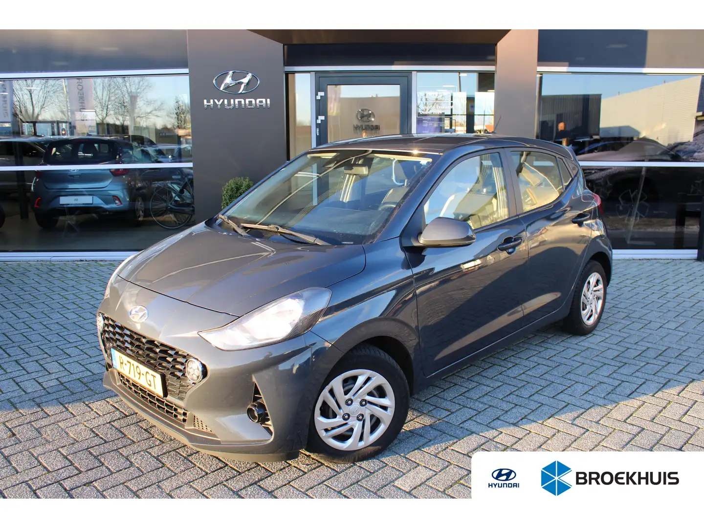 Hyundai i10 1.0 Comfort | Apple Carplay / Android Auto | Cruis Grijs - 1