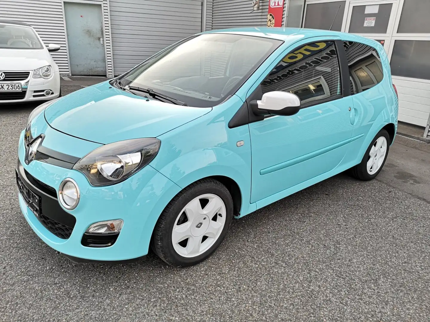 Renault Twingo Klima Tempomat Zahnriemen erneurt ALU Blau - 1