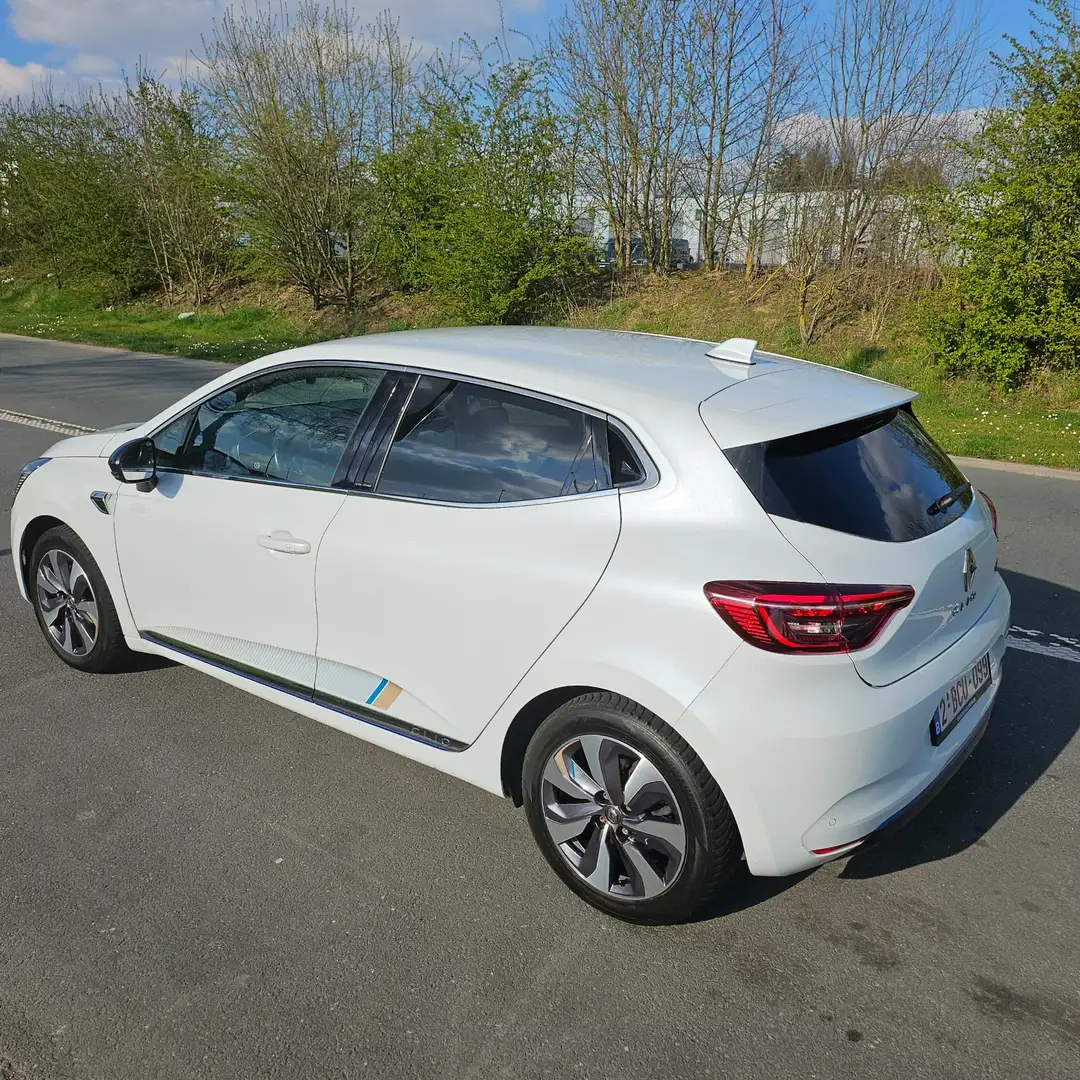 Renault Clio 1.6i E-TECH Hybrid First - 2