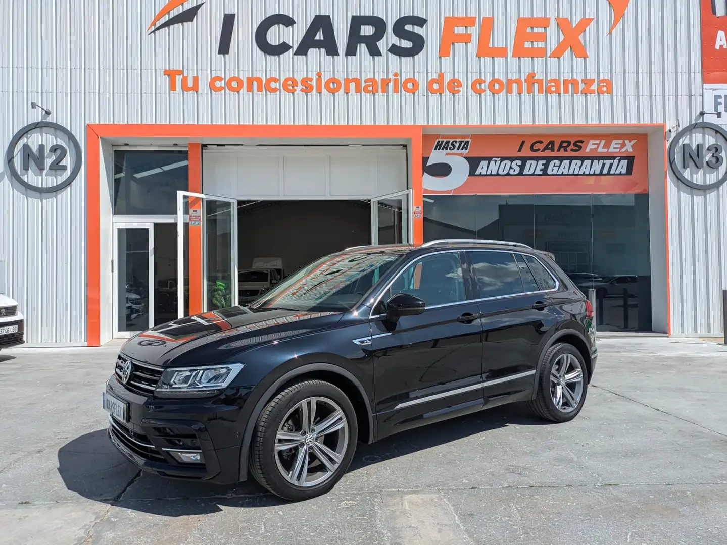 Volkswagen Tiguan 2.0TDI Life DSG 110kW Noir - 1