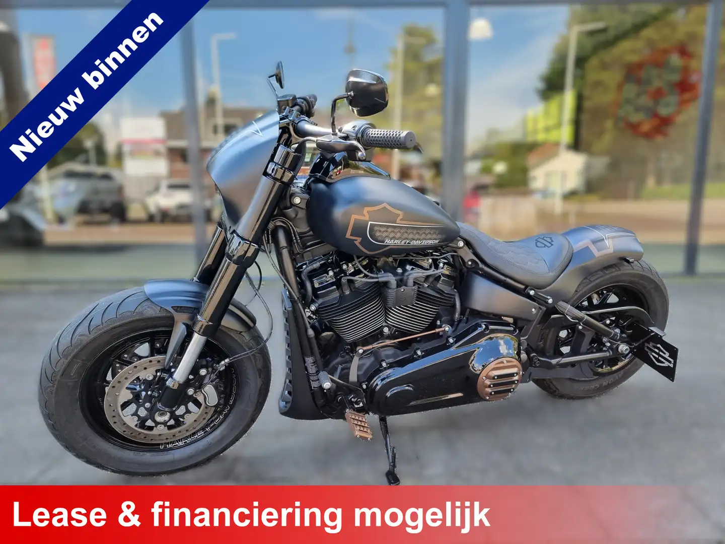 Harley-Davidson Fat Bob 114 FXFBS Softail Custom Made | ZEER EXCLUSIEVE UI Zwart - 1