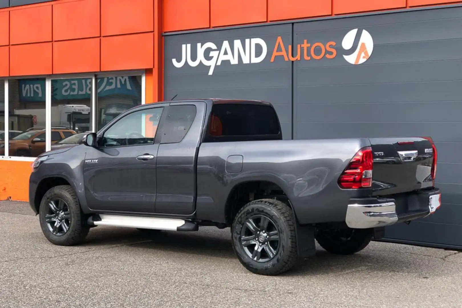 Toyota Hilux 2.8 D4-D 204 BVA LEGENDE X-TRA Gris - 2