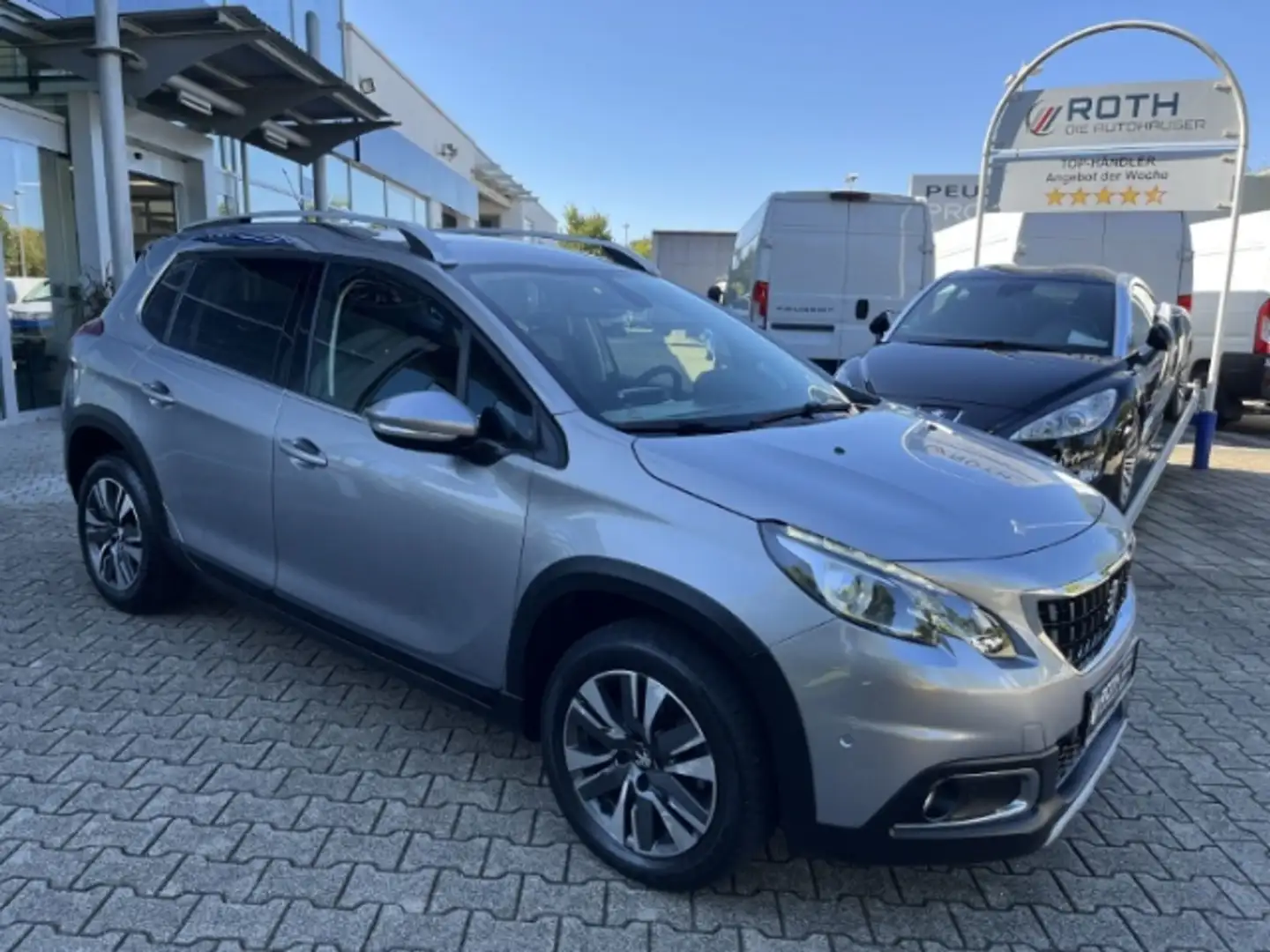 Peugeot 2008 1.2 PureTech 130 Allure Navi Alu Kamera Gris - 2