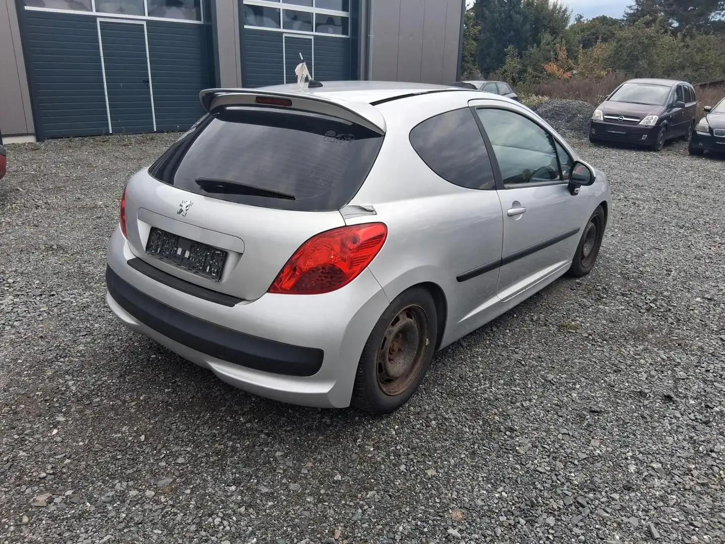Peugeot 207 Tendance 1.6HDI *2.HAND*KLIMA*ALU* Silber - 2