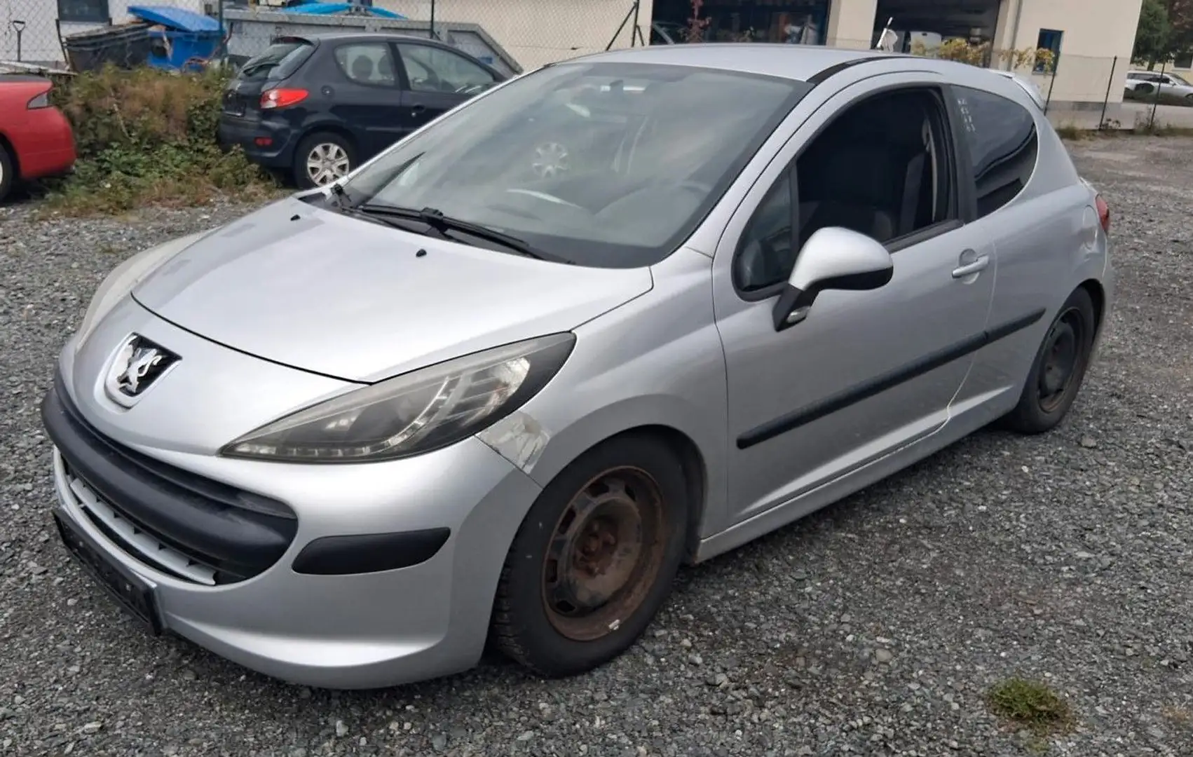 Peugeot 207 Tendance 1.6HDI *2.HAND*KLIMA*ALU* Silber - 1
