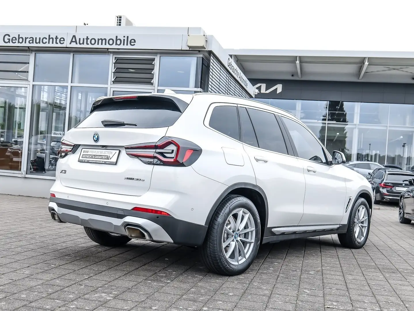 BMW X3 xDrive30e HUD RFK NAVI LED Sound Syst. DAB Bianco - 2