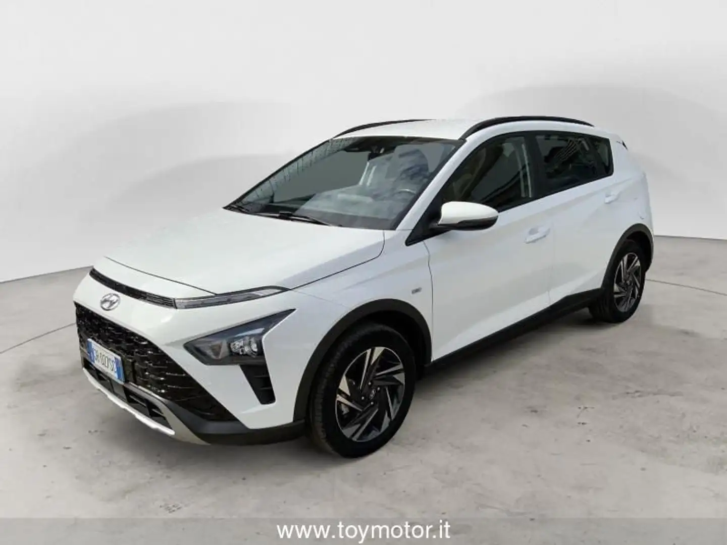 Hyundai BAYON 1.0 T-GDI Hybrid 48V iMT XLine bijela - 1