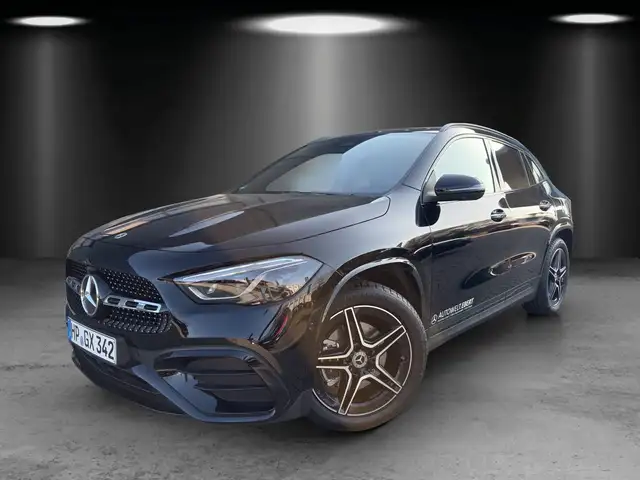 Mercedes-Benz GLA 200 AMG 360° PANO KeyGo MULTIBEAM AHK Sound