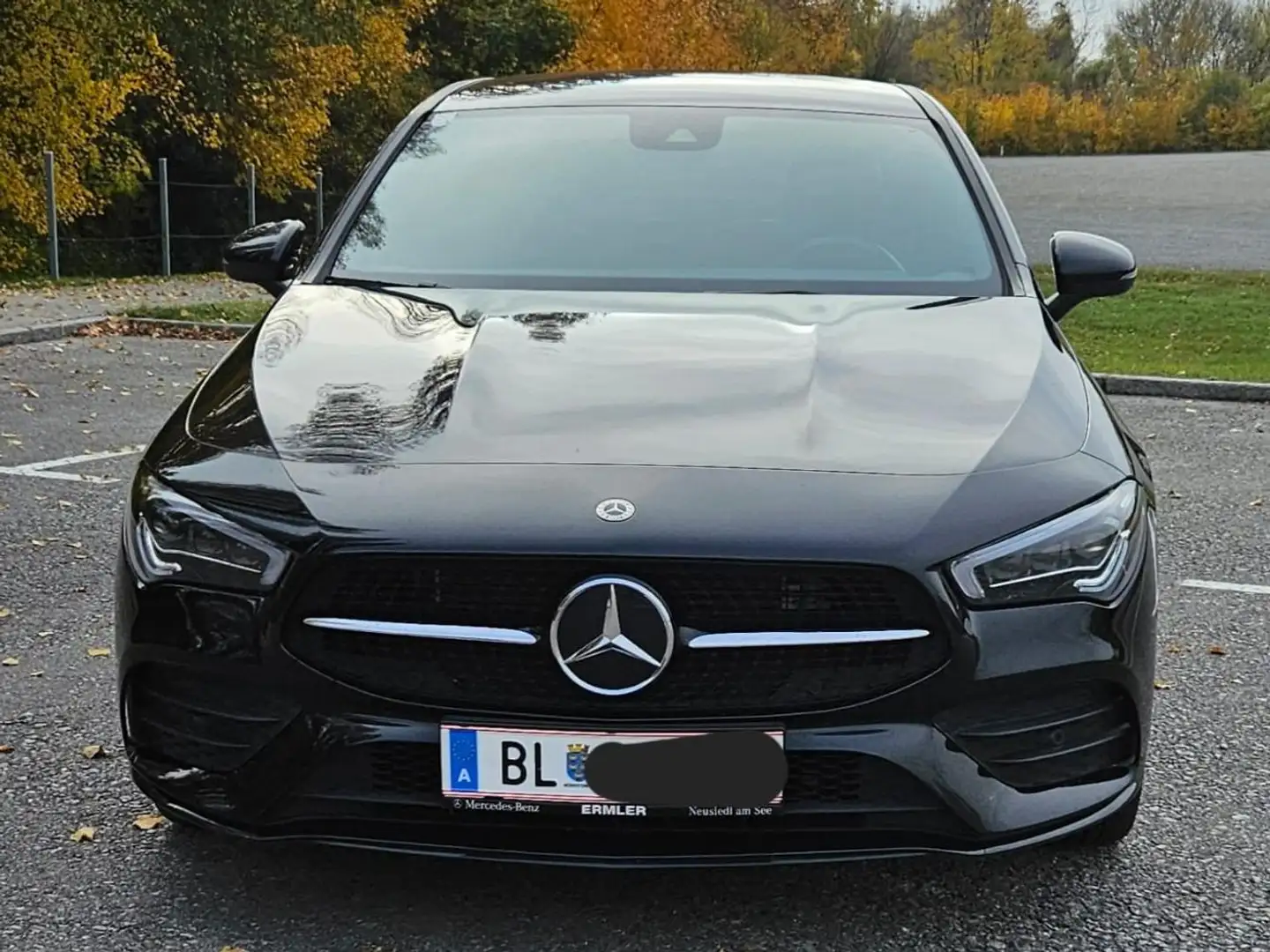 Mercedes-Benz CLA 250 CLA 250e Coupe AMG Line Schwarz - 1
