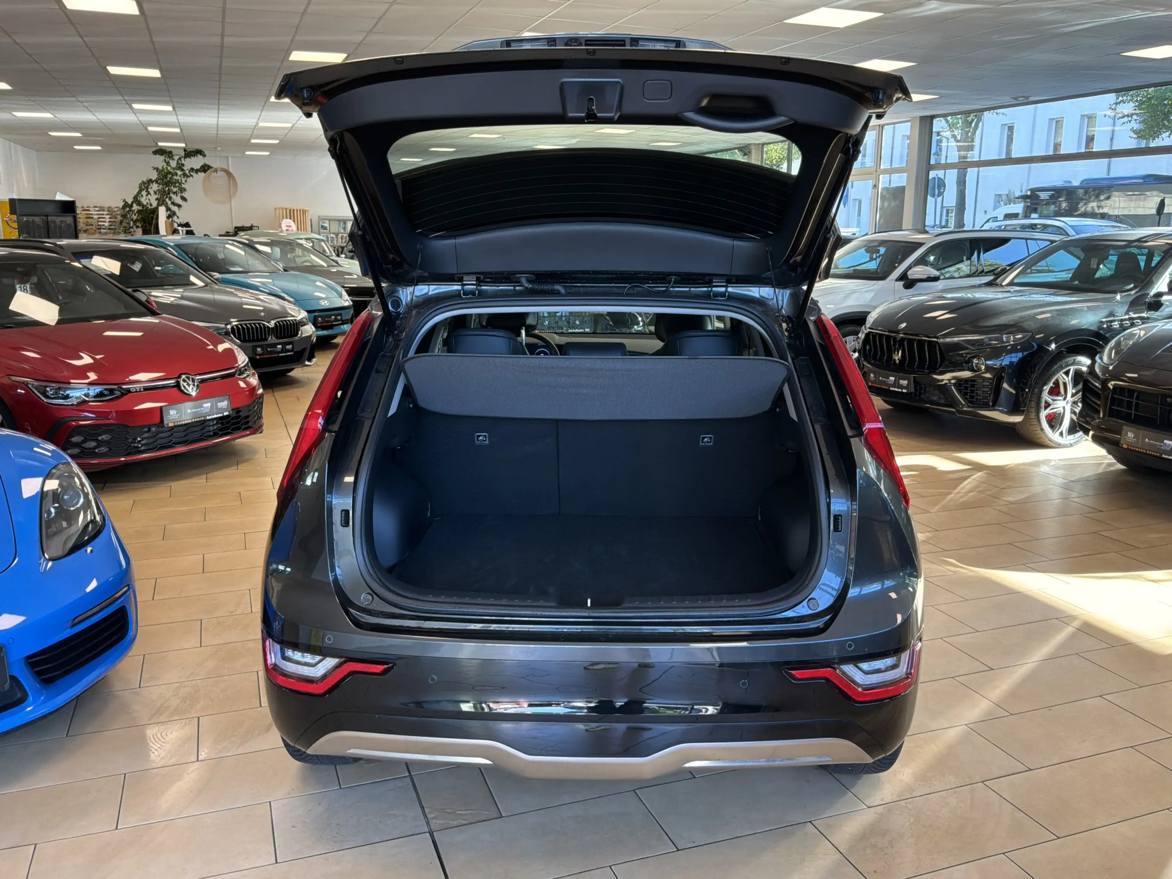 Kia Niro Vision*64kWh*NSCC*SHZ*WMP*Cam*Leder*Tempo* — photo 7
