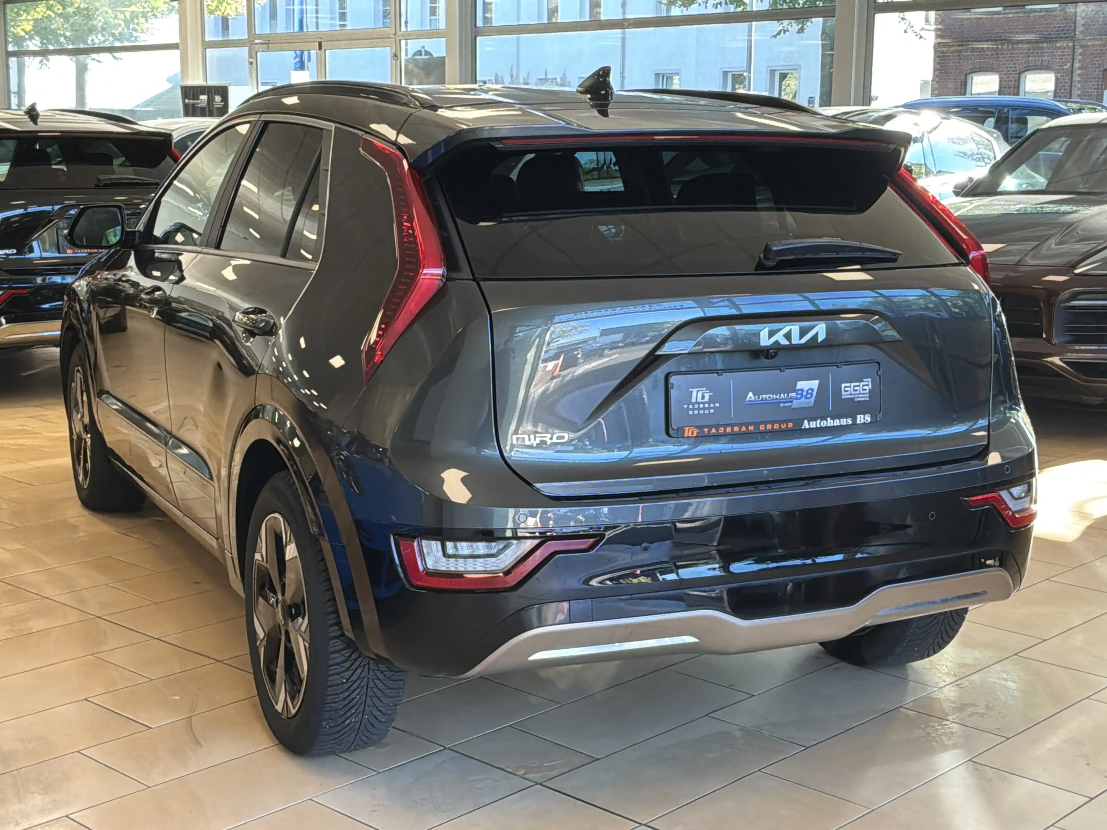 Kia Niro Vision*64kWh*NSCC*SHZ*WMP*Cam*Leder*Tempo* — photo 6