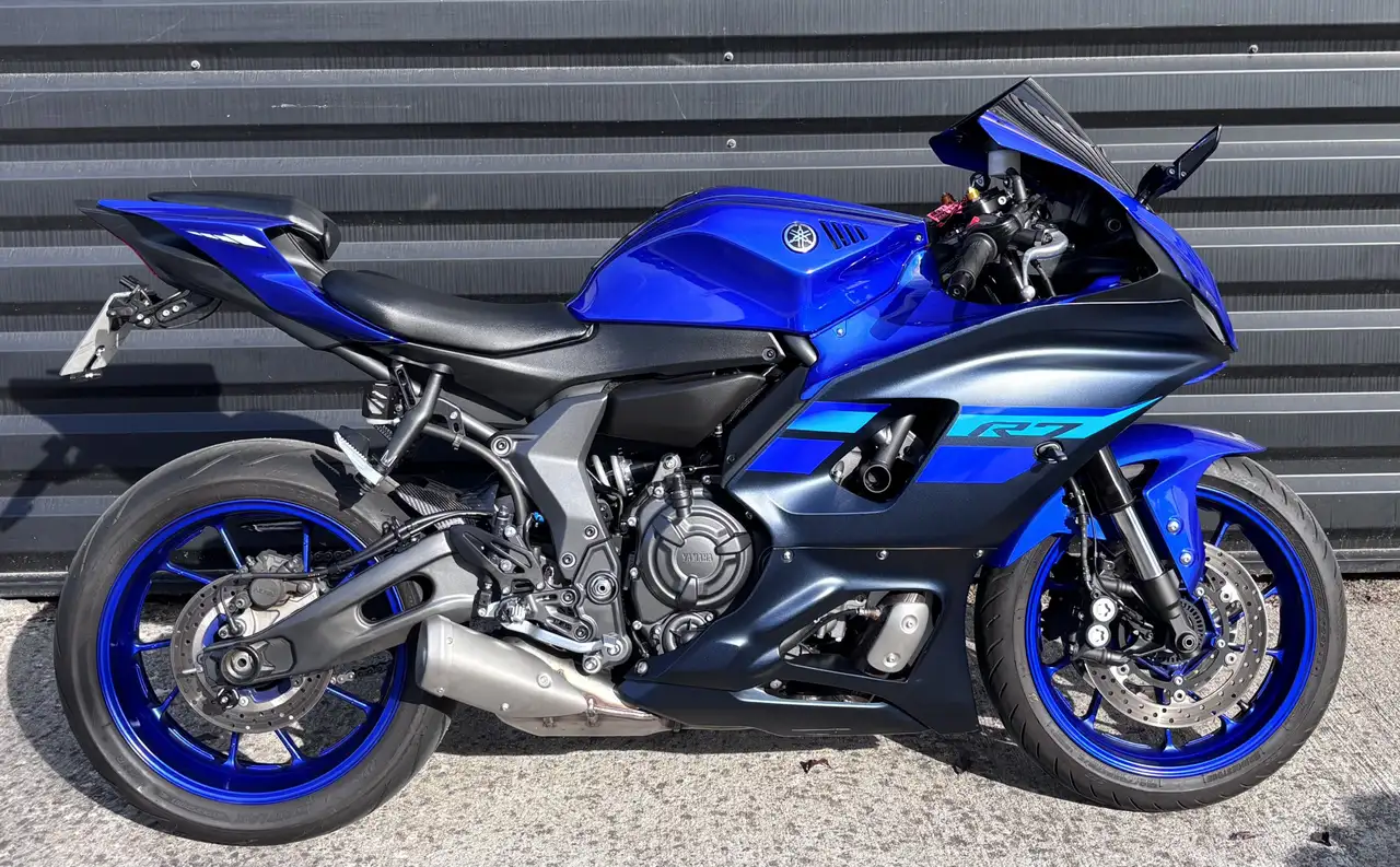 Yamaha YZF-R7