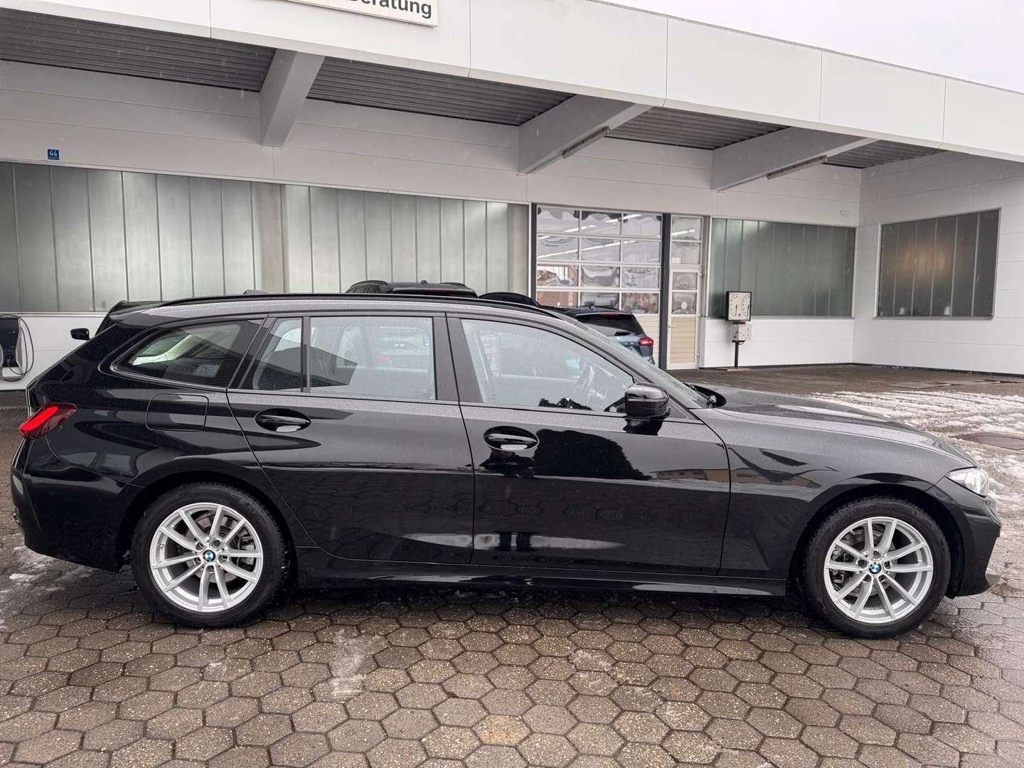 BMW Série 3 Touring 318i -  - Joinsteer - #3