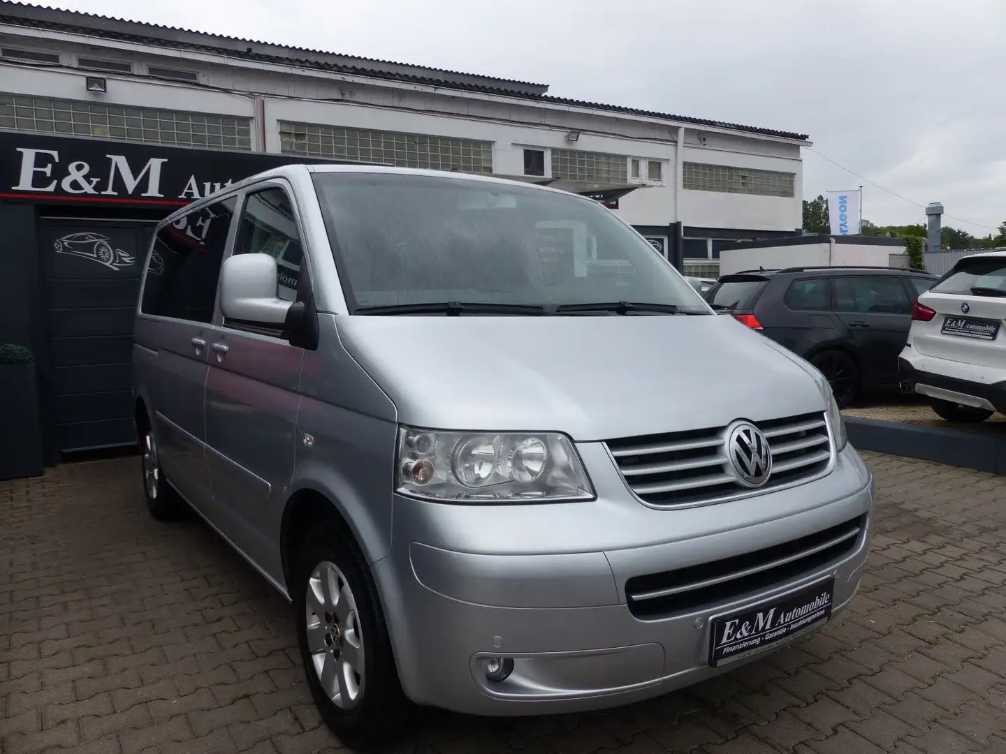 Volkswagen T5 Multivan Comfortline*7 SITZER*LEDER*PDC*SHZ* Plateado - 2