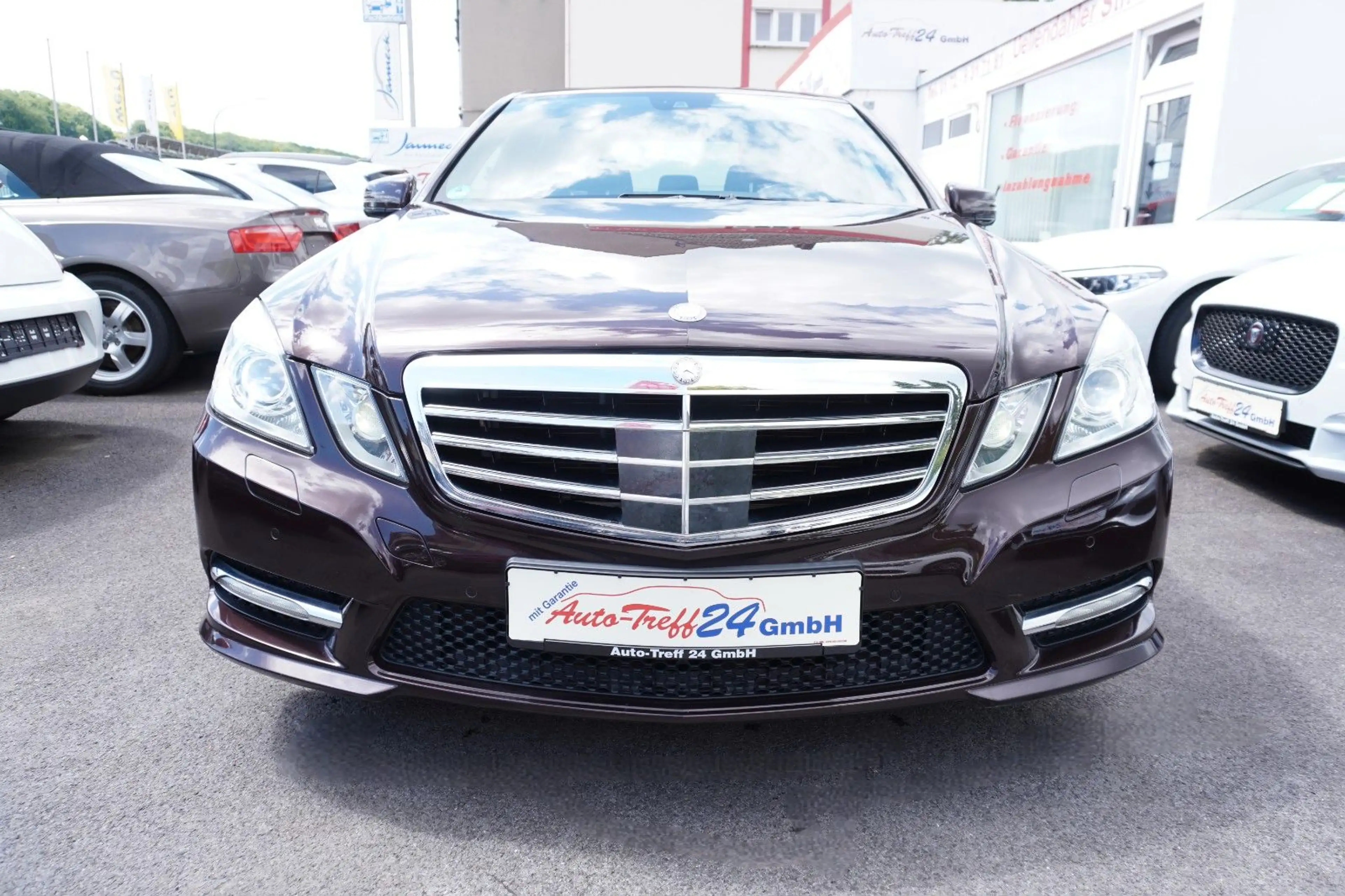 Mercedes-Benz E 300 CGI 4Matic *AMG Line*Xenon*Kamera*Navi*TOP — photo 10