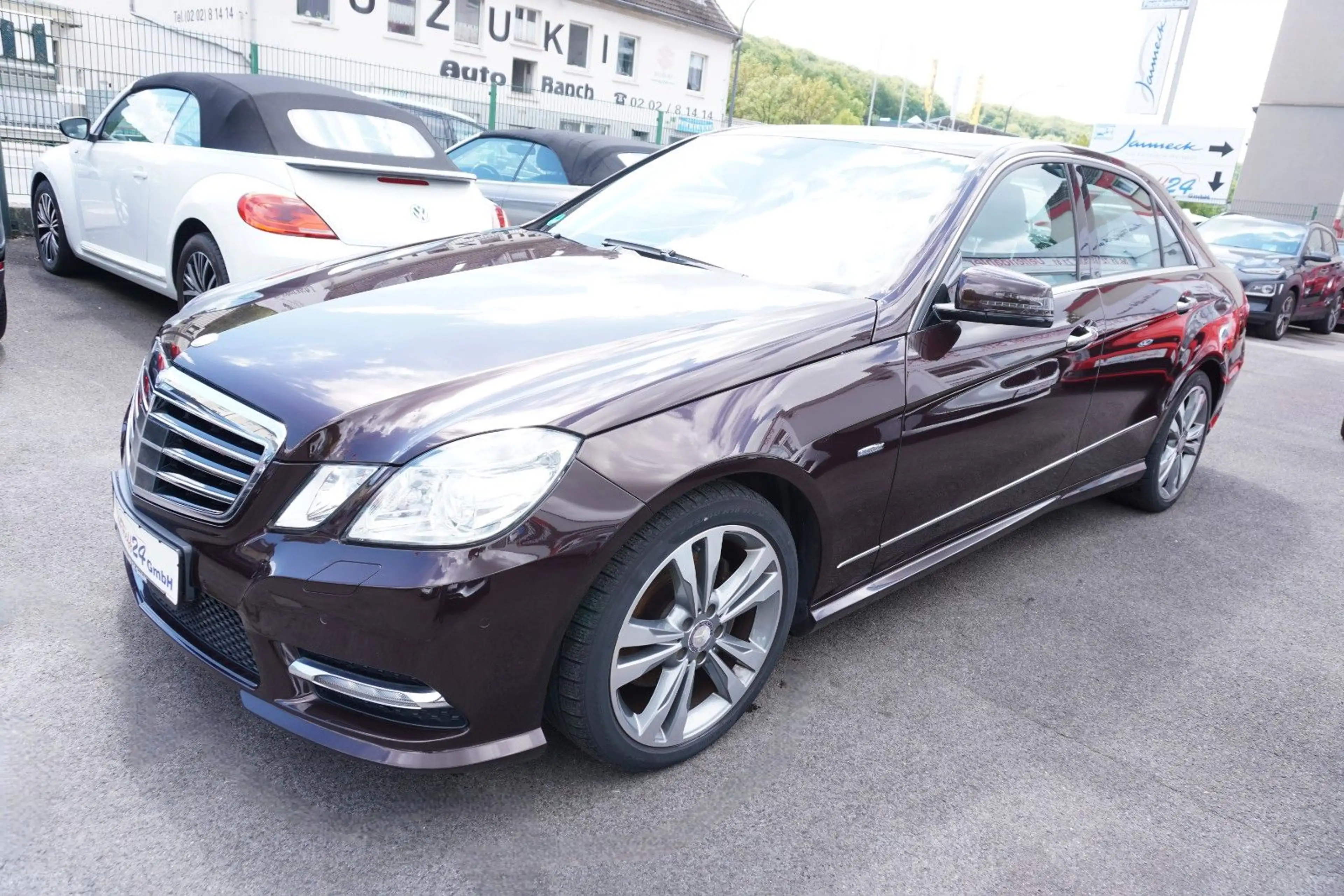 Mercedes-Benz E 300 CGI 4Matic *AMG Line*Xenon*Kamera*Navi*TOP — photo 4