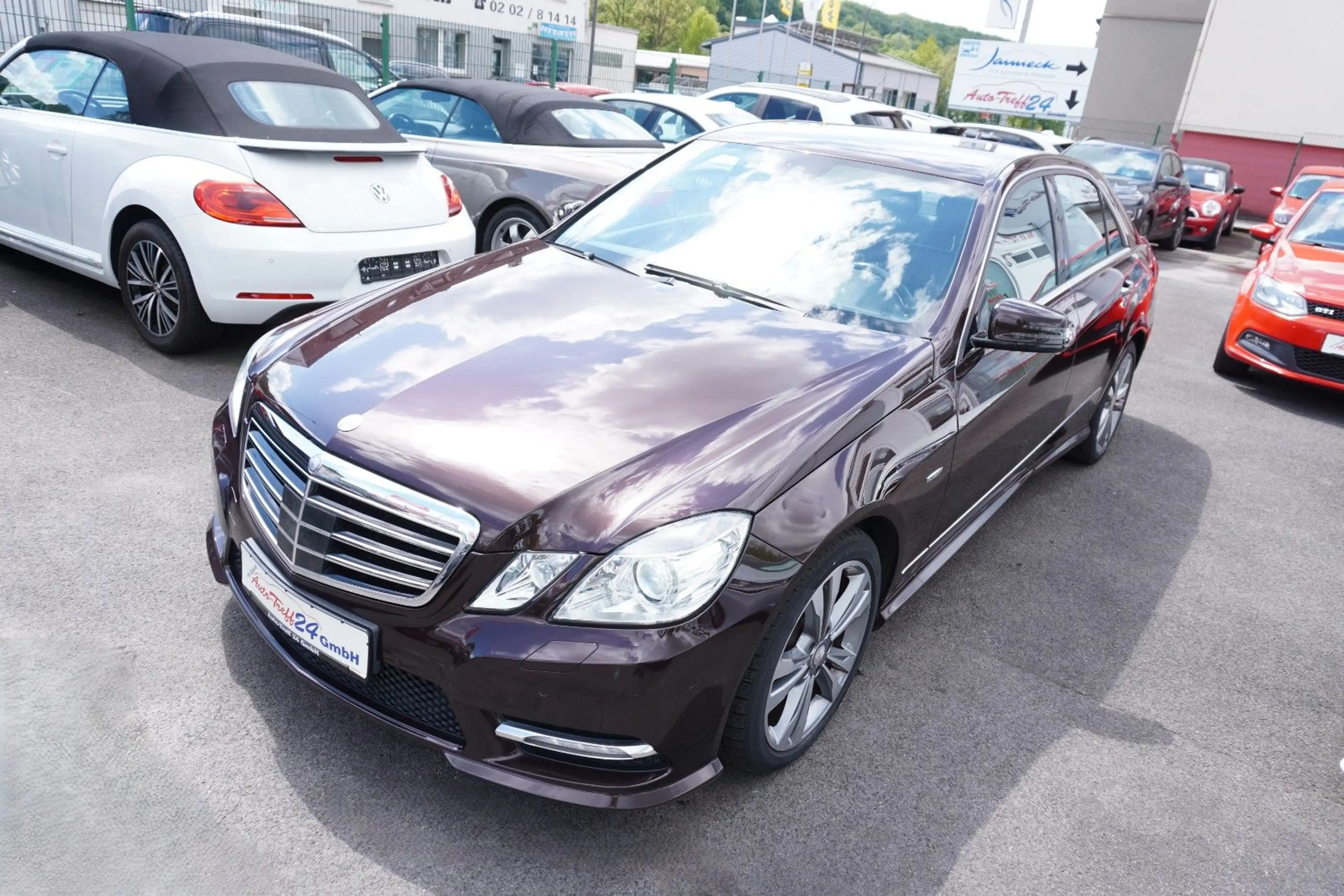 Mercedes-Benz E 300 CGI 4Matic *AMG Line*Xenon*Kamera*Navi*TOP — photo 12