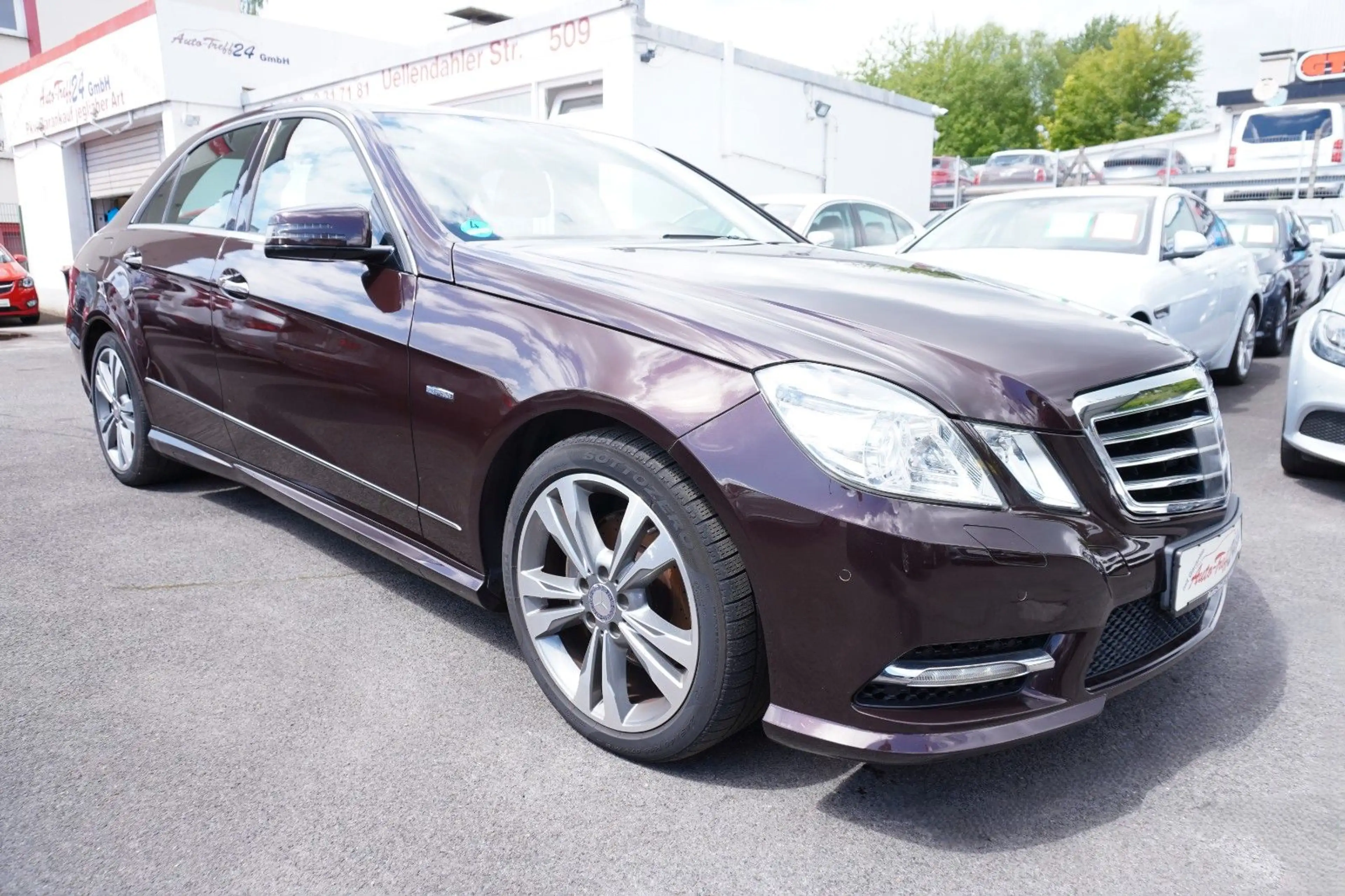 Mercedes-Benz E 300 CGI 4Matic *AMG Line*Xenon*Kamera*Navi*TOP — photo 9