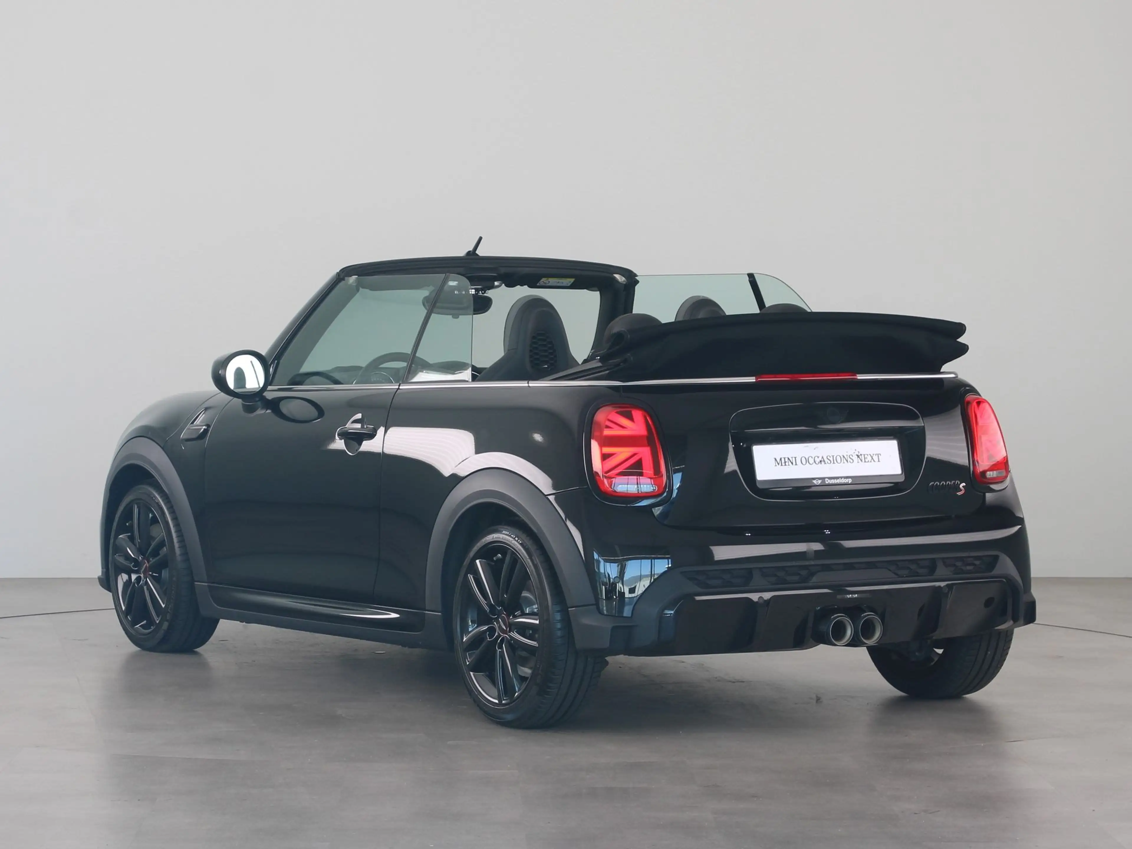 MINI Cooper S Cabrio Rockingham GT Aut. — photo 14