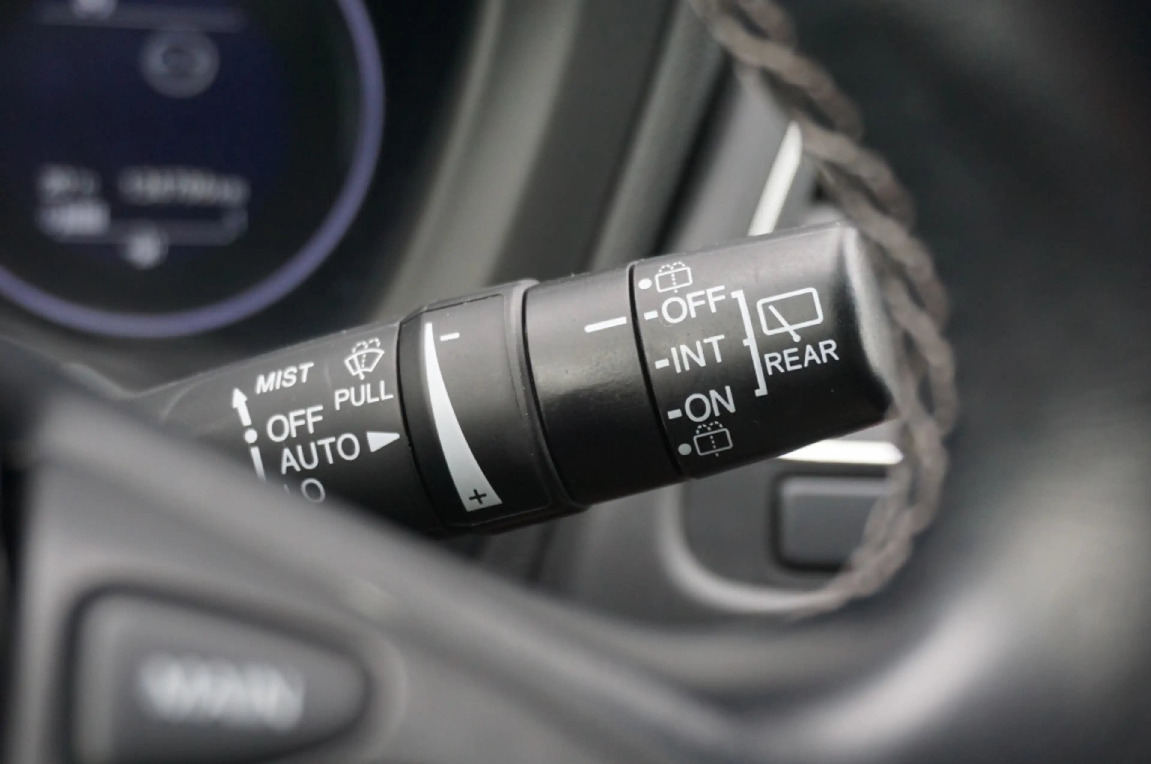 Honda HR-V 131PK i-VTEC Executive LUXE | PANO | NAVI | TREKHA — photo 33