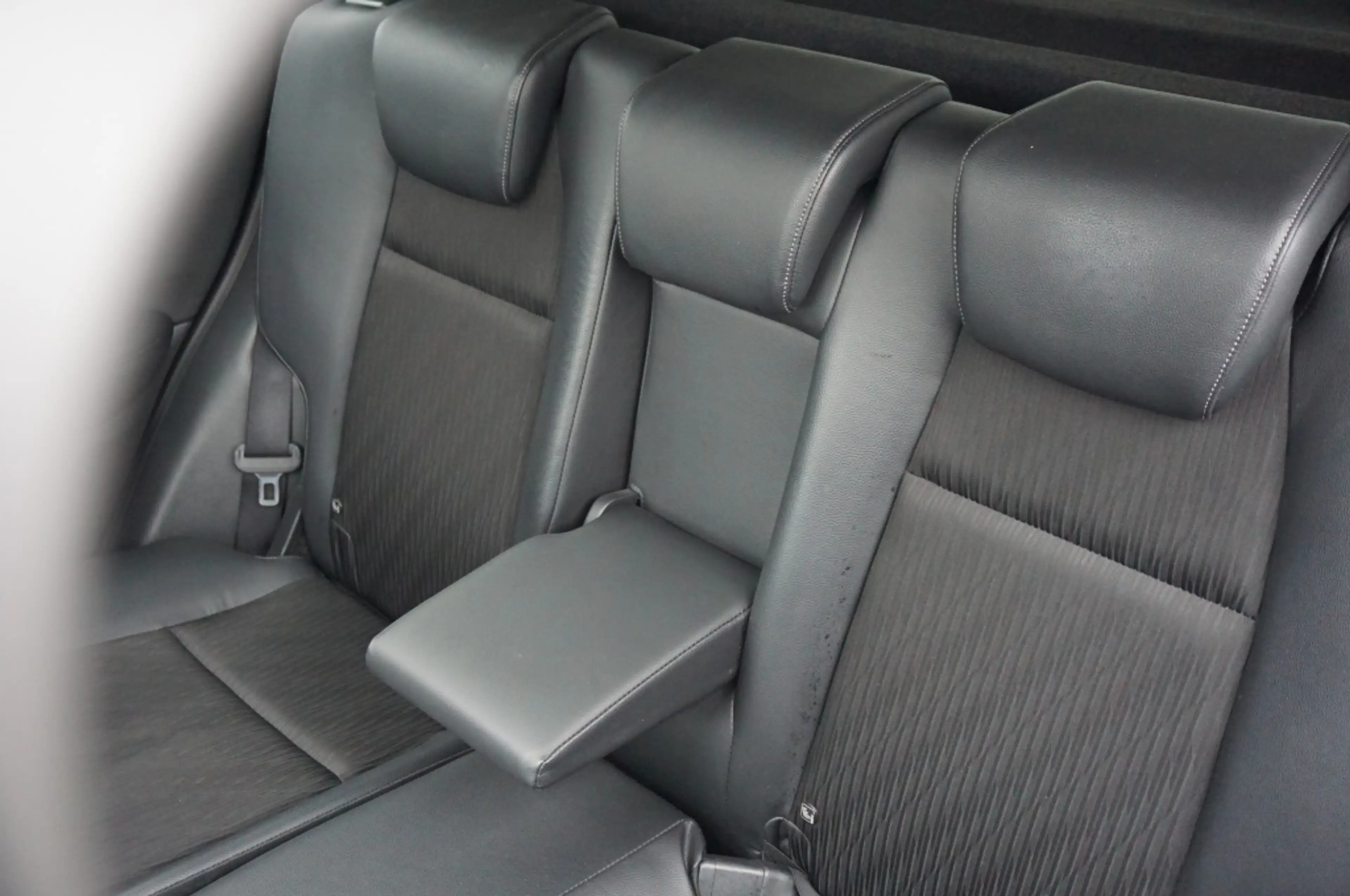 Honda HR-V 131PK i-VTEC Executive LUXE | PANO | NAVI | TREKHA — photo 23