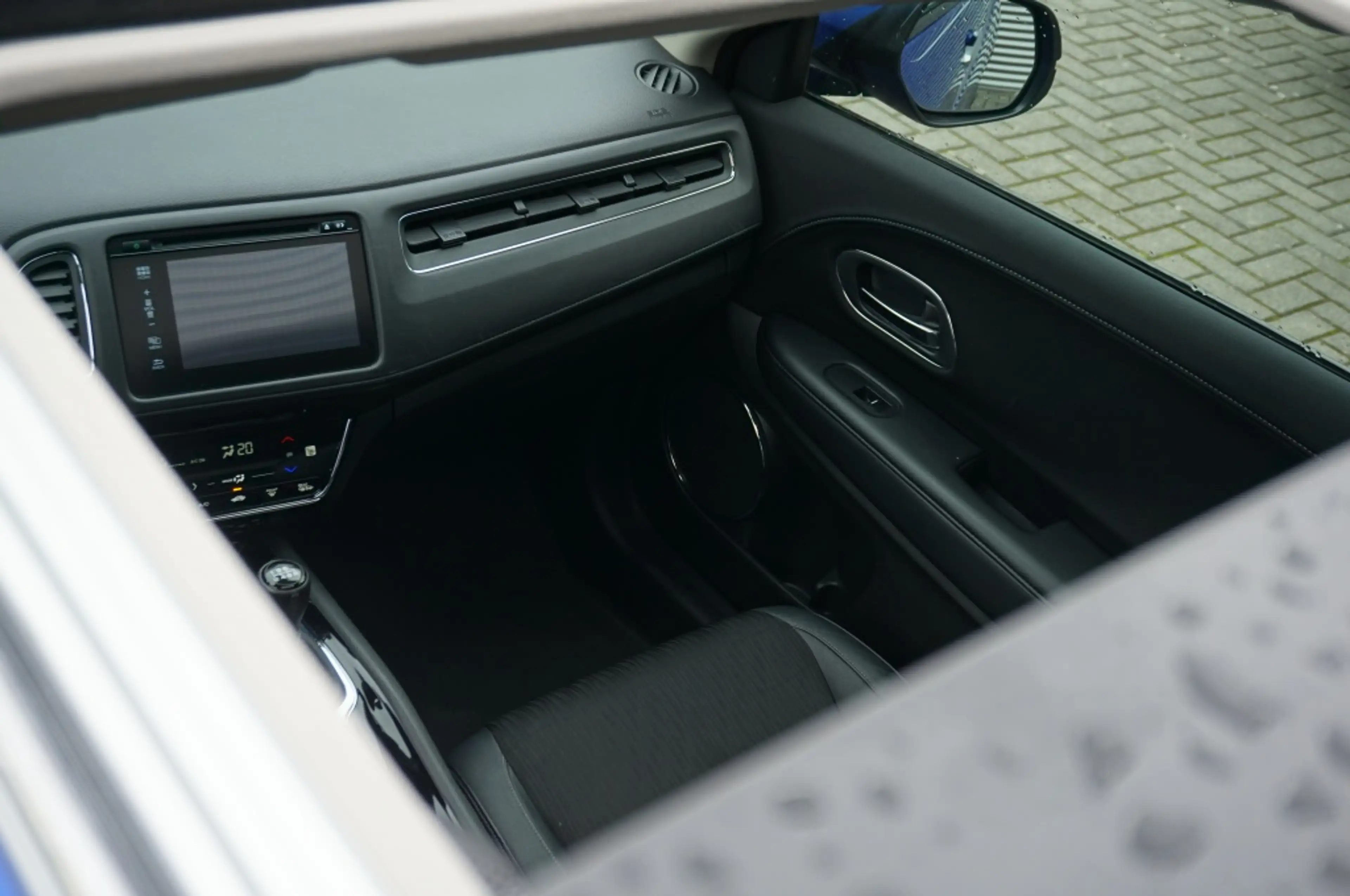 Honda HR-V 131PK i-VTEC Executive LUXE | PANO | NAVI | TREKHA — photo 18