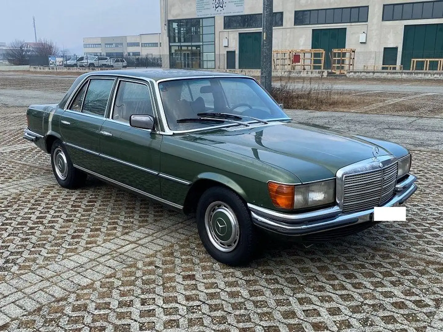 Mercedes-Benz 350 350SE - 2