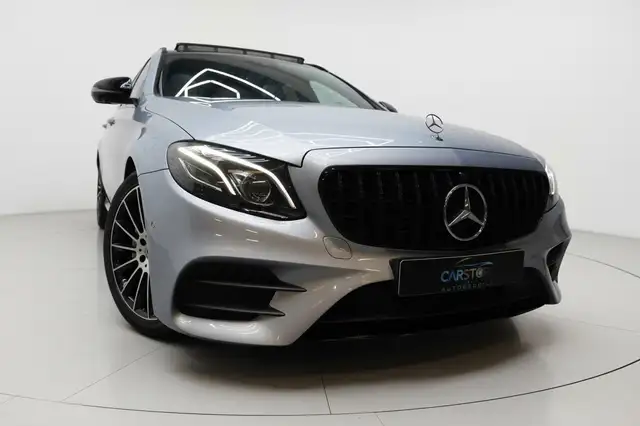 Mercedes-Benz E Class view 9