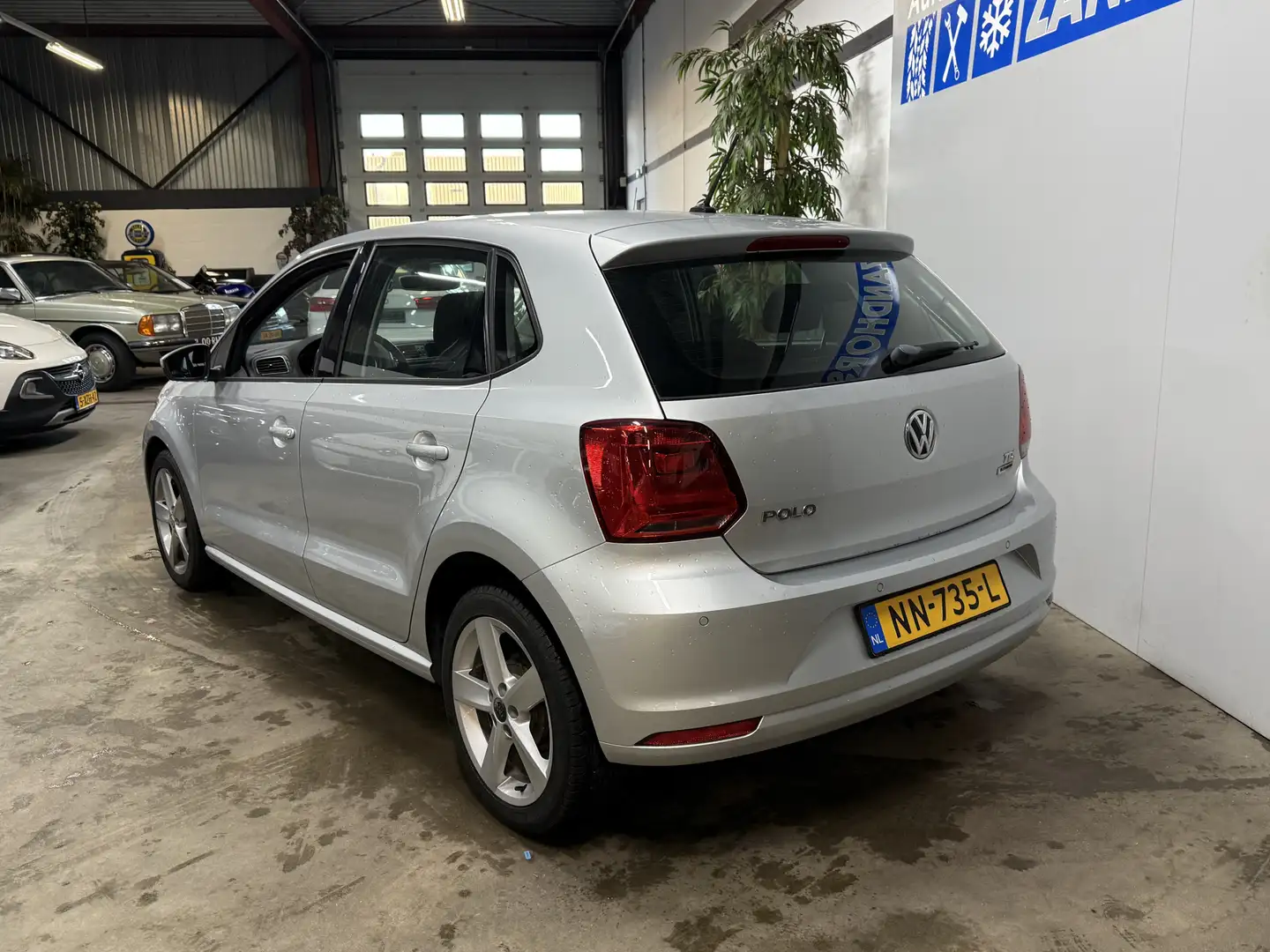 Volkswagen Polo 1.4 TDI BlueMotion // LM velgen Gris - 2