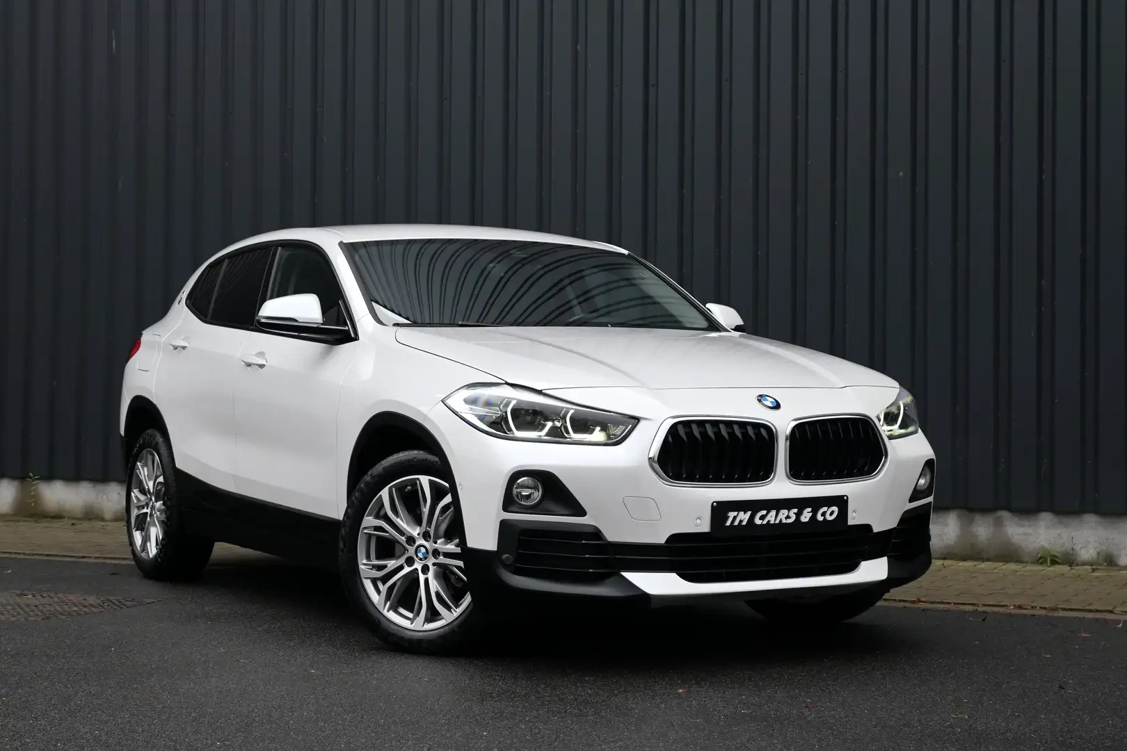 BMW X2 X2 sDrive18i Aut. Advantage Plus Blanc - 1