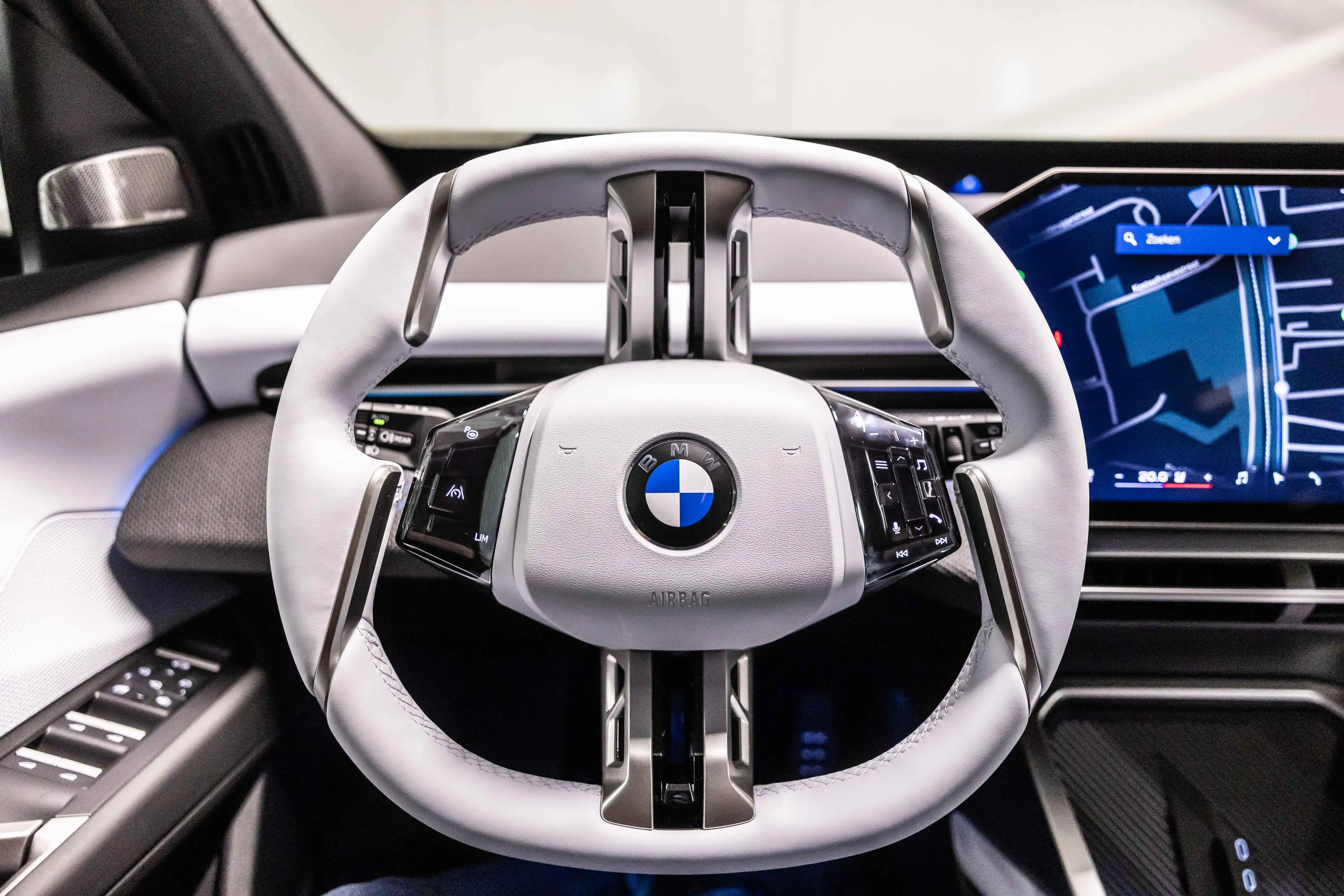 BMW iX3 40 M Sport | TOWB | PANO | 360° — photo 15