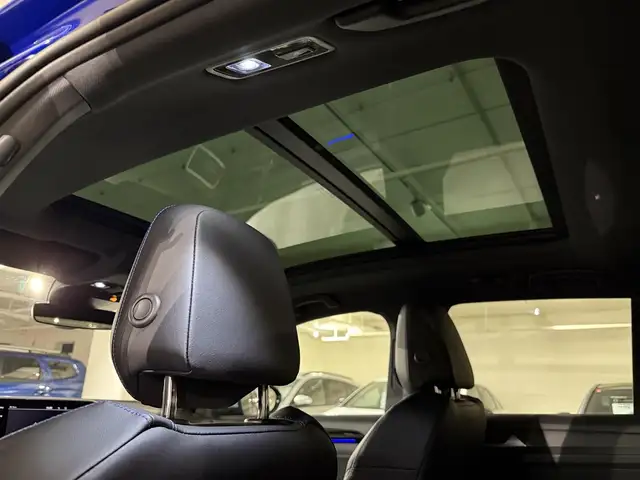 Volkswagen T-Roc view 13