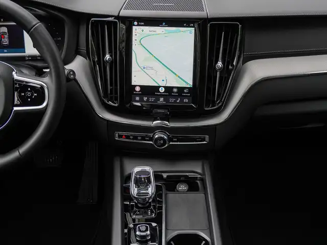 Volvo XC60 view 13
