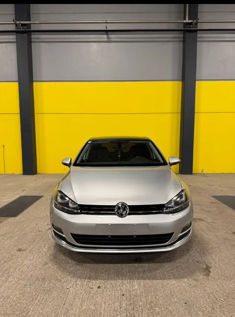 Volkswagen Golf 1.6 TDI DPF DSG Comfortline - 1