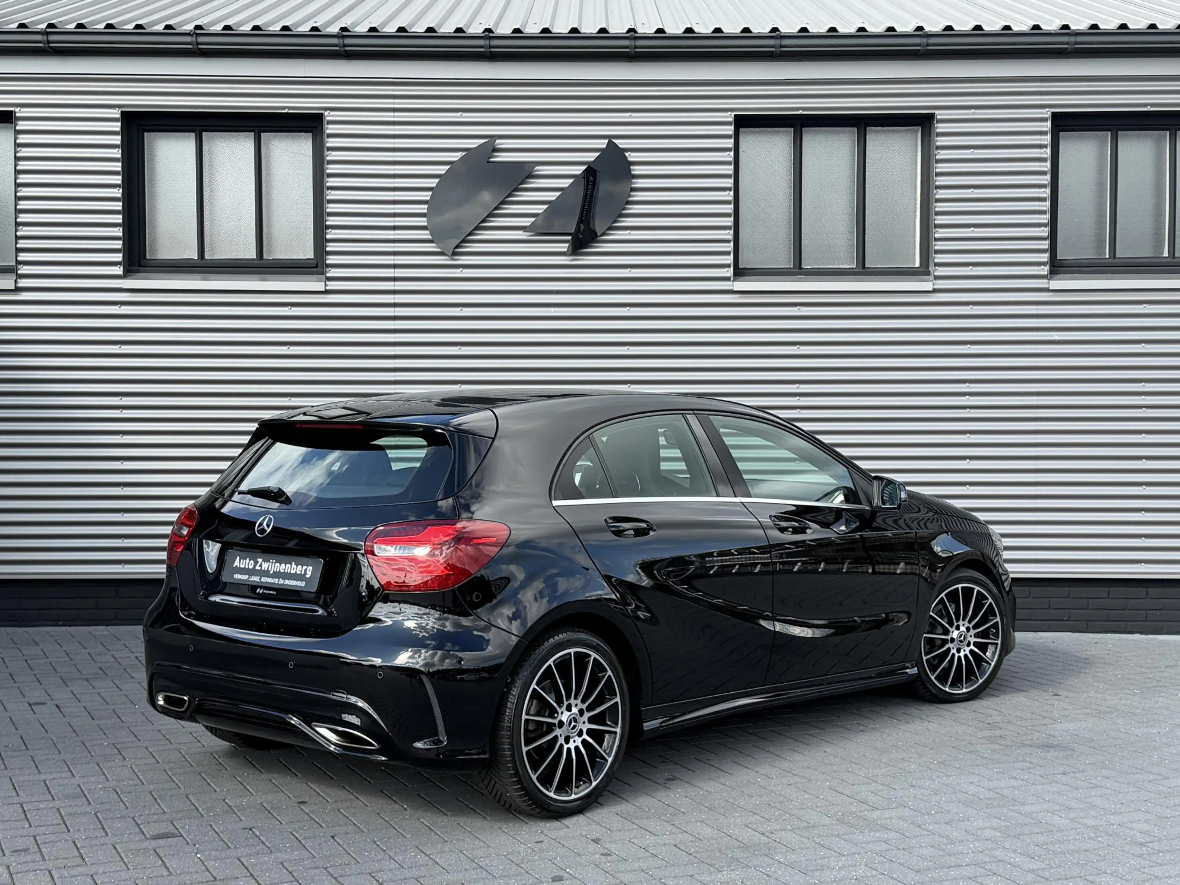 Mercedes-Benz A 180 Business Solution AMG — photo 23