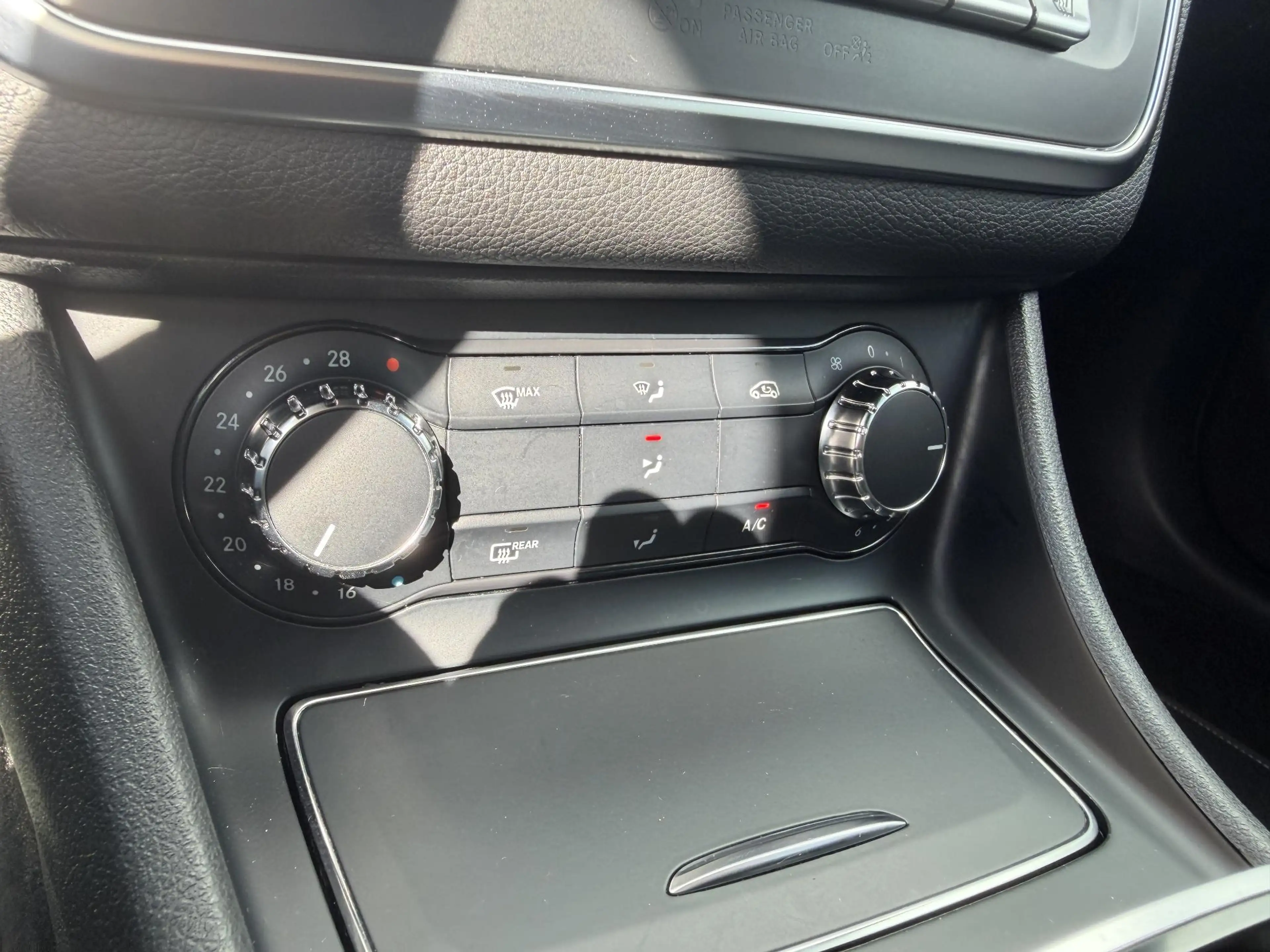 Mercedes-Benz A 180 Business Solution AMG — photo 13