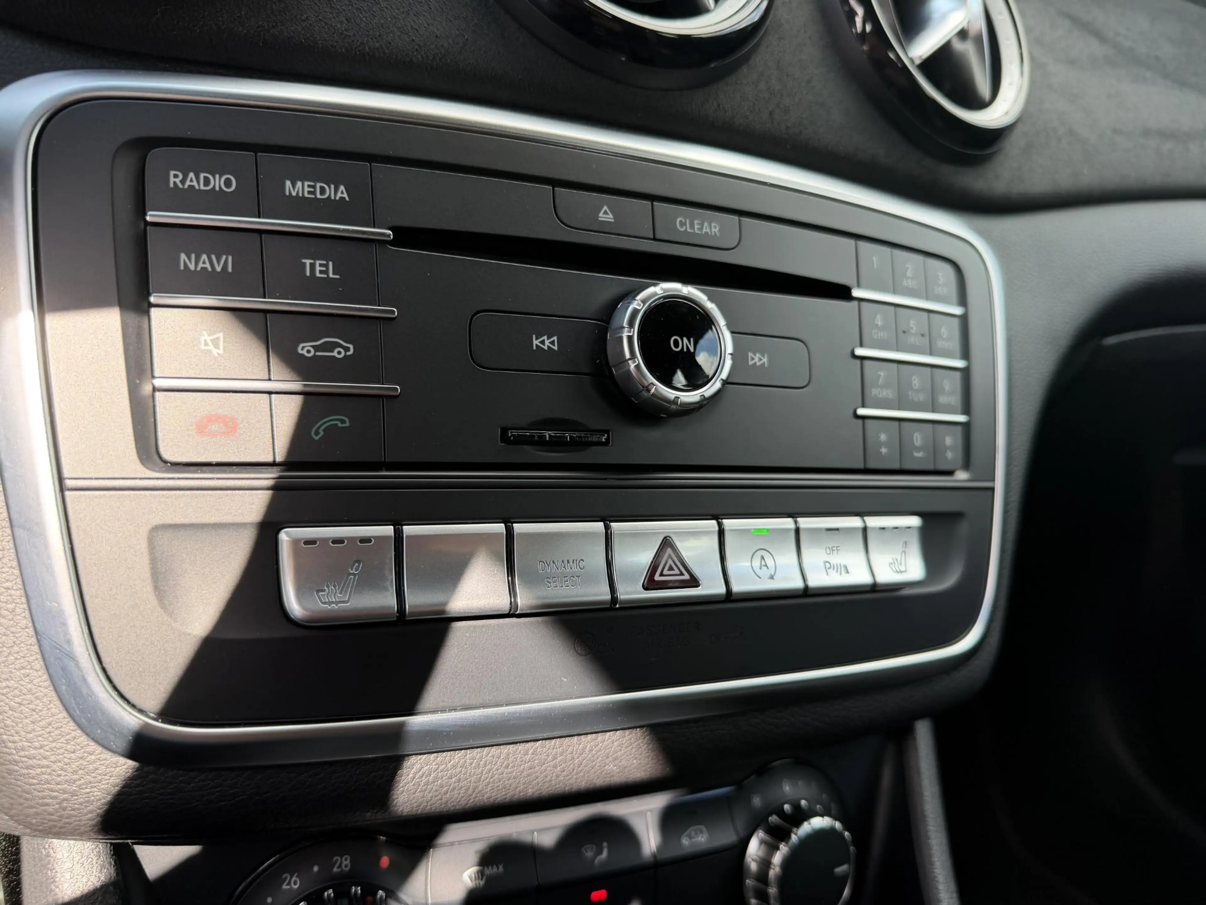 Mercedes-Benz A 180 Business Solution AMG — photo 15