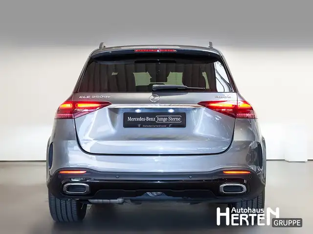 Mercedes-Benz GLE view 4