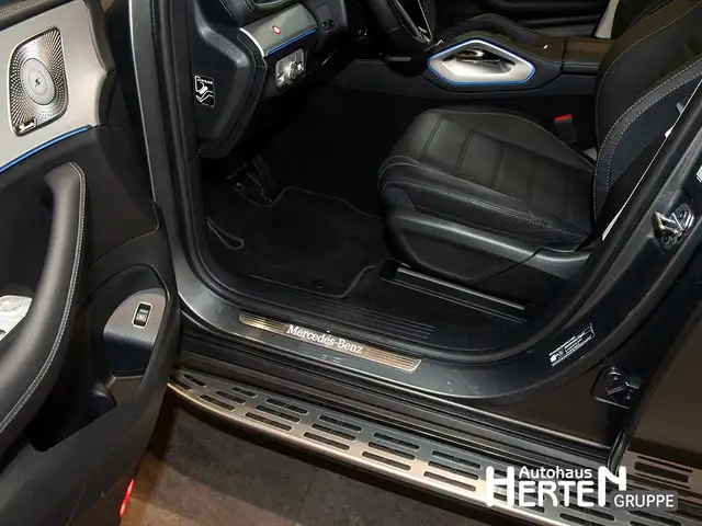 Mercedes-Benz GLE view 12