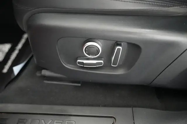 Land Rover Range Rover Evoque view 13