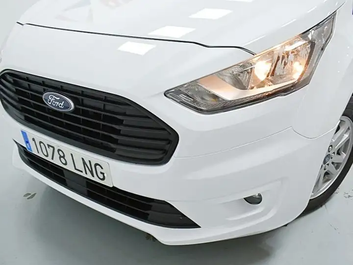 Ford Transit Connect 2021, foto 4